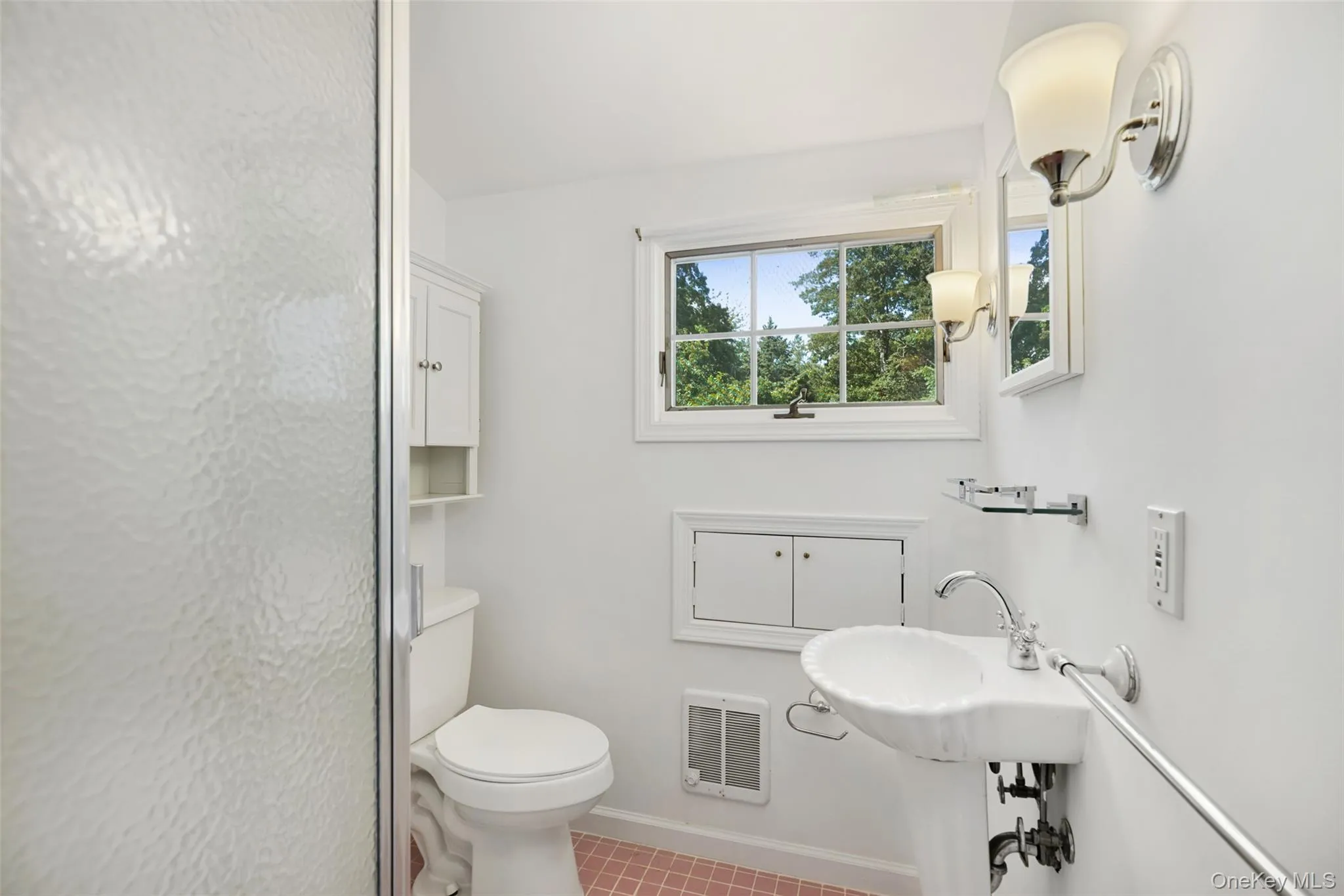 full bathroom full bathroom