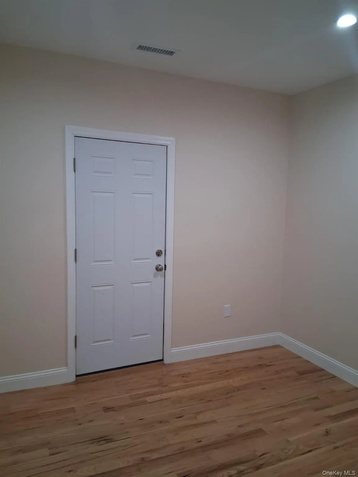 601 226th Street, New York, NY, 5 Bedrooms Bedrooms, 10 Rooms Rooms,2 BathroomsBathrooms,Residential,For Rent,226th,0,1009065 601 226th Street, New York, NY, 5 Bedrooms Bedrooms, 10 Rooms Rooms,2 BathroomsBathrooms,Residential,For Rent,226th,0,1009065