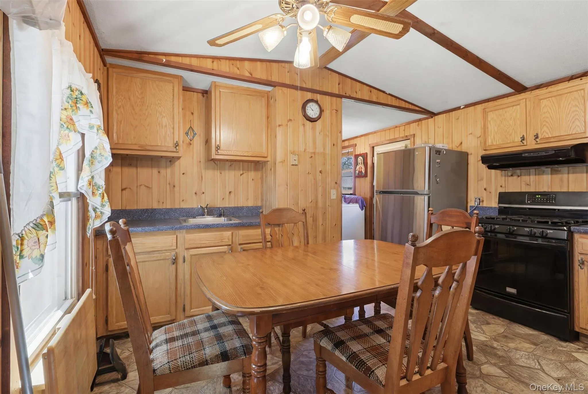 2 Daisy Drive, Port Jervis, NY, 3 Bedrooms Bedrooms, 5 Rooms Rooms,1 BathroomBathrooms,Residential,For Rent,Daisy,0,1009068 2 Daisy Drive, Port Jervis, NY, 3 Bedrooms Bedrooms, 5 Rooms Rooms,1 BathroomBathrooms,Residential,For Rent,Daisy,0,1009068