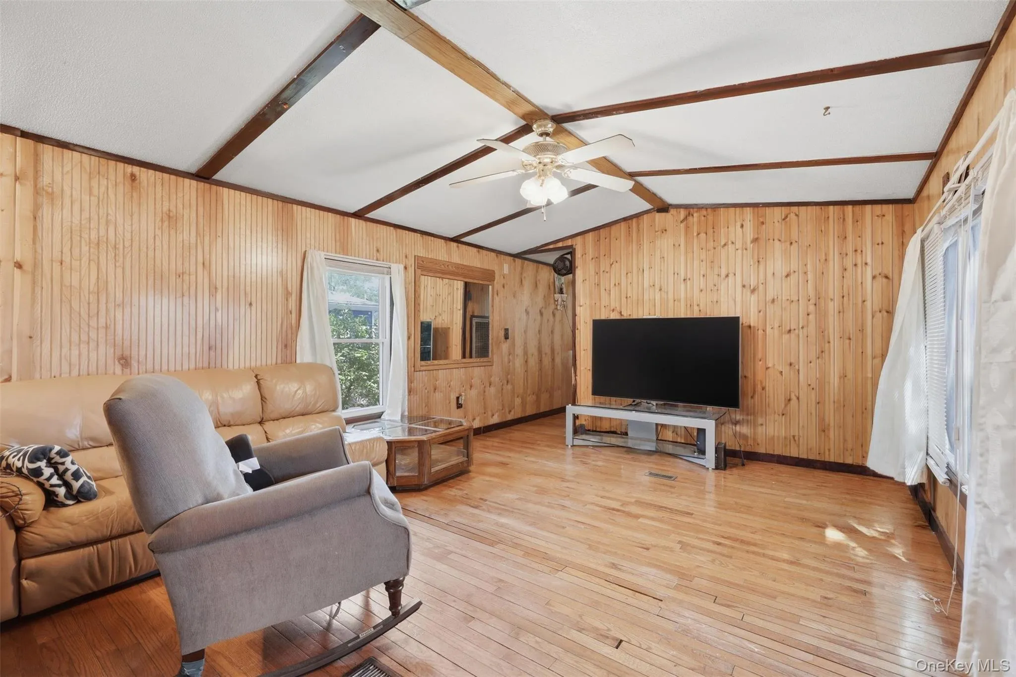 2 Daisy Drive, Port Jervis, NY, 3 Bedrooms Bedrooms, 5 Rooms Rooms,1 BathroomBathrooms,Residential,For Rent,Daisy,0,1009068 2 Daisy Drive, Port Jervis, NY, 3 Bedrooms Bedrooms, 5 Rooms Rooms,1 BathroomBathrooms,Residential,For Rent,Daisy,0,1009068