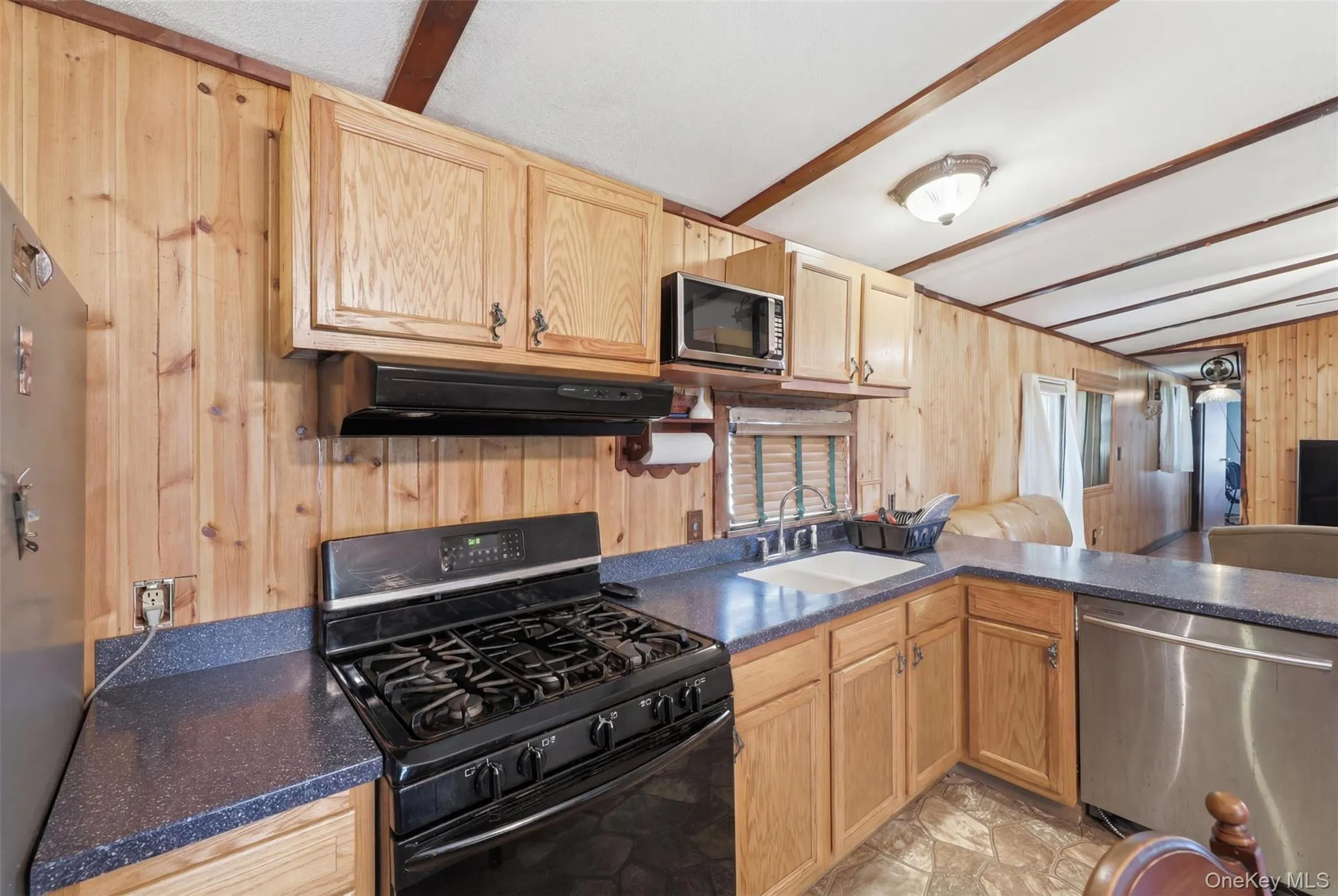 2 Daisy Drive, Port Jervis, NY, 3 Bedrooms Bedrooms, 5 Rooms Rooms,1 BathroomBathrooms,Residential,For Rent,Daisy,0,1009068 2 Daisy Drive, Port Jervis, NY, 3 Bedrooms Bedrooms, 5 Rooms Rooms,1 BathroomBathrooms,Residential,For Rent,Daisy,0,1009068