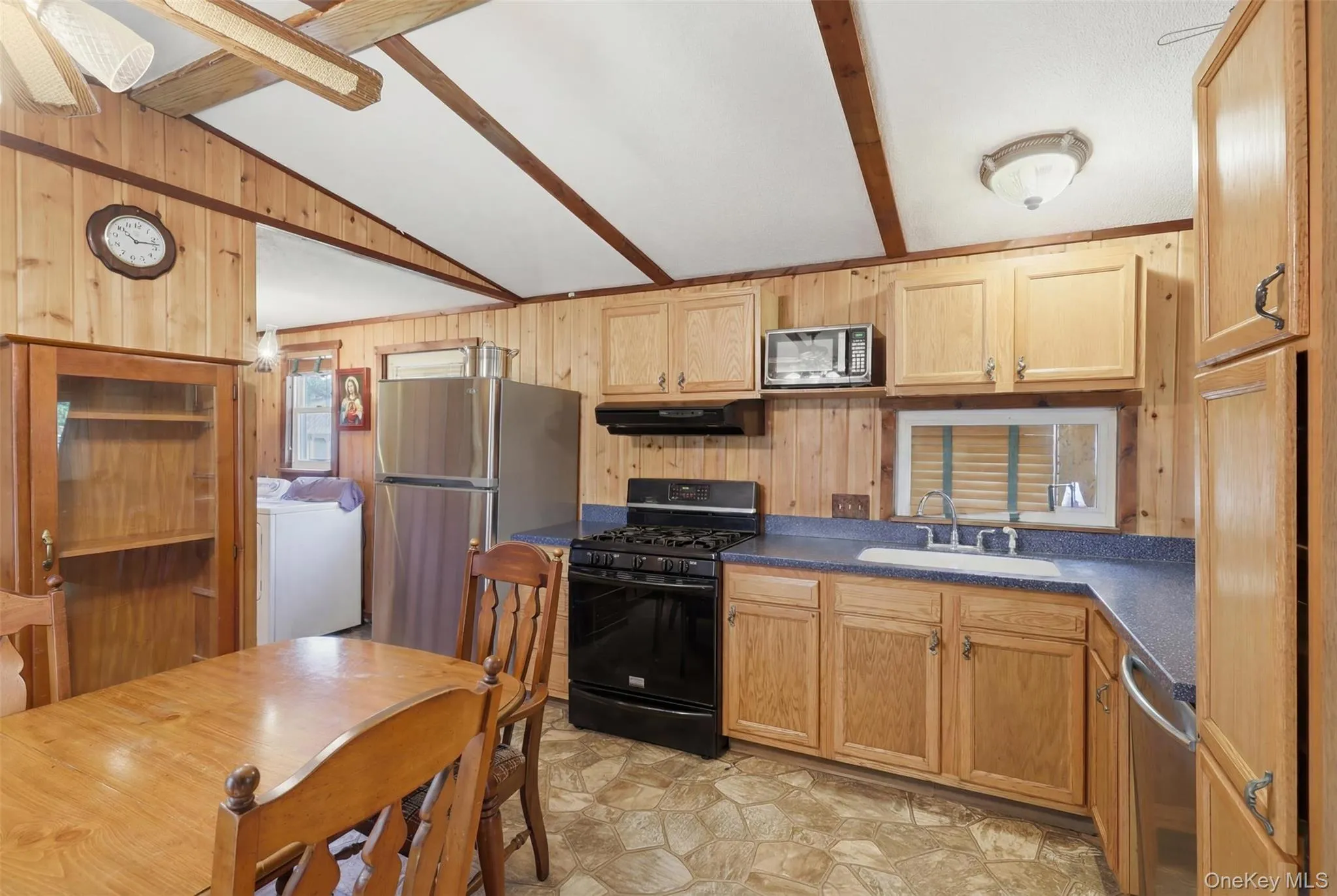 2 Daisy Drive, Port Jervis, NY, 3 Bedrooms Bedrooms, 5 Rooms Rooms,1 BathroomBathrooms,Residential,For Rent,Daisy,0,1009068 2 Daisy Drive, Port Jervis, NY, 3 Bedrooms Bedrooms, 5 Rooms Rooms,1 BathroomBathrooms,Residential,For Rent,Daisy,0,1009068