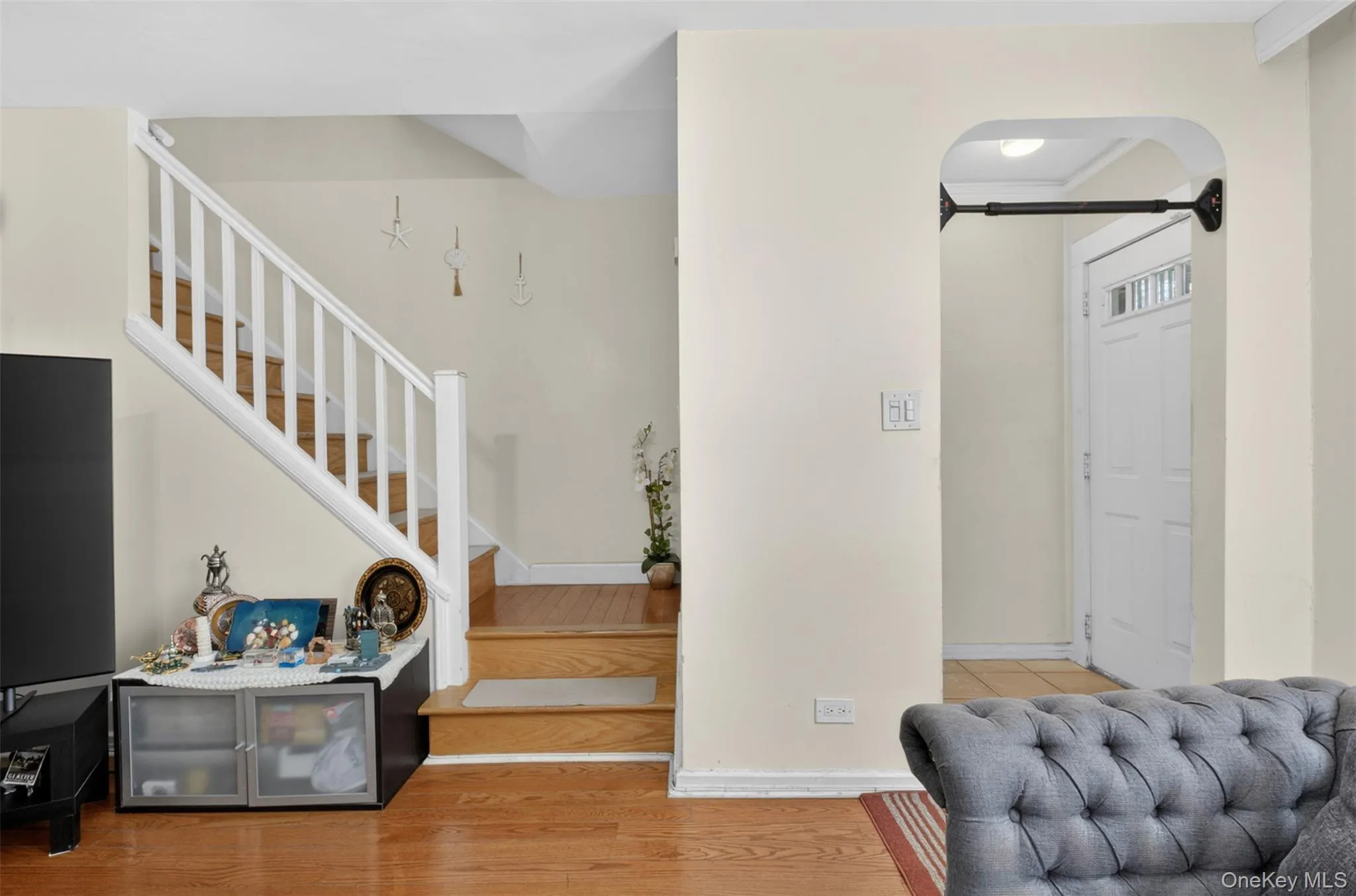 7008 165th Street, New York, NY, 3 Bedrooms Bedrooms, 5 Rooms Rooms,1 BathroomBathrooms,Residential,For Rent,165th,0,1009069 7008 165th Street, New York, NY, 3 Bedrooms Bedrooms, 5 Rooms Rooms,1 BathroomBathrooms,Residential,For Rent,165th,0,1009069