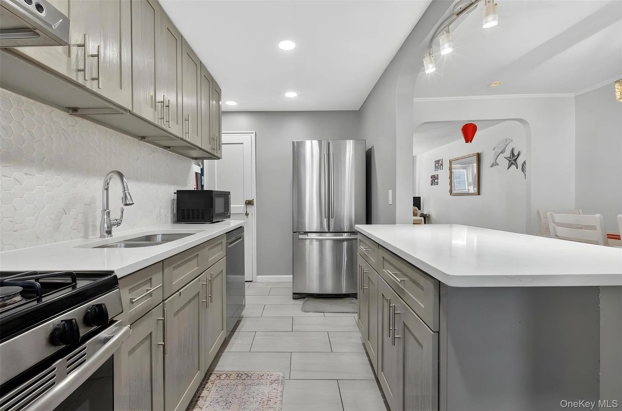 7008 165th Street, New York, NY, 3 Bedrooms Bedrooms, 5 Rooms Rooms,1 BathroomBathrooms,Residential,For Rent,165th,0,1009069 7008 165th Street, New York, NY, 3 Bedrooms Bedrooms, 5 Rooms Rooms,1 BathroomBathrooms,Residential,For Rent,165th,0,1009069
