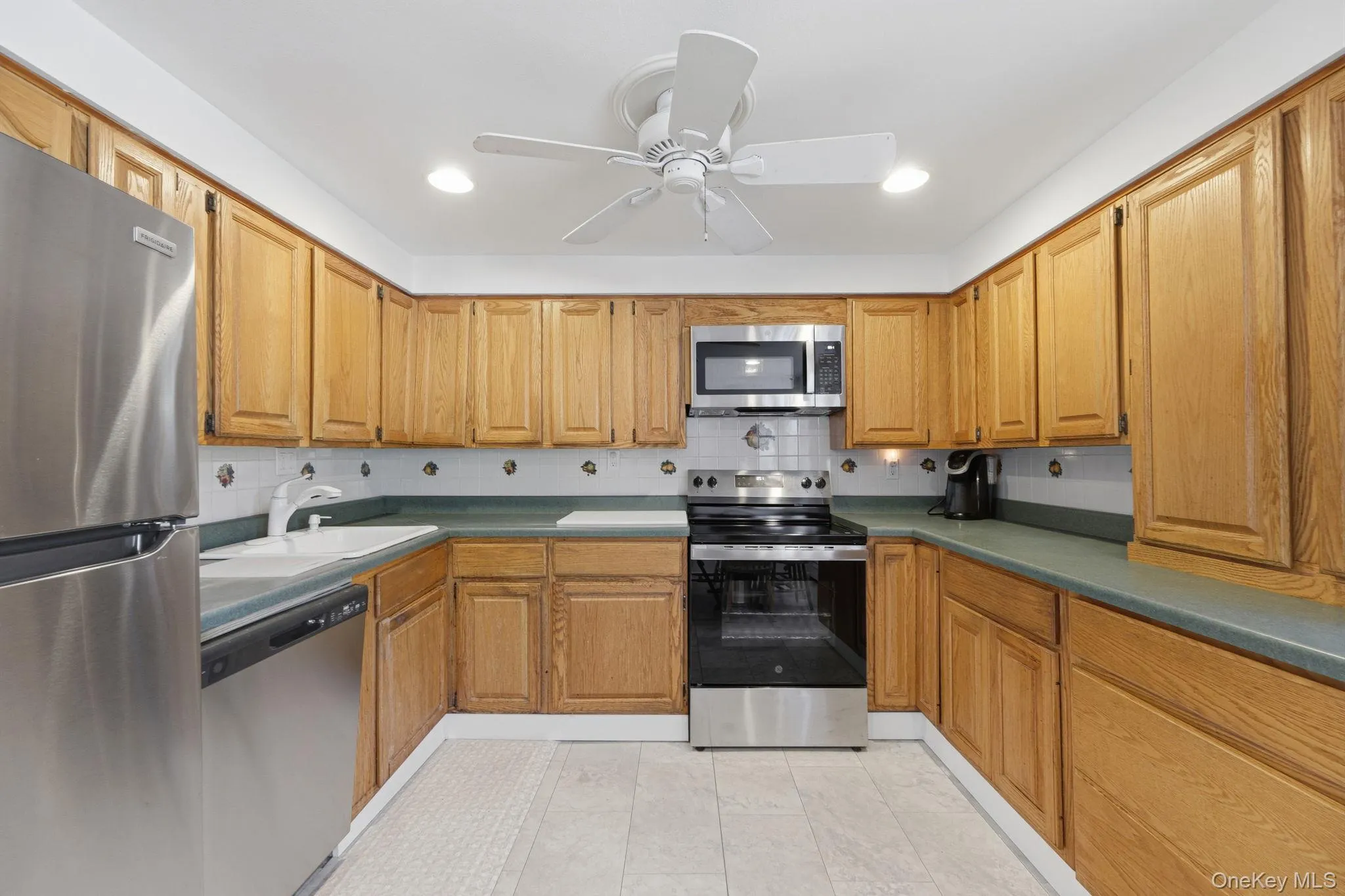 454 Hawkins Road, Brookhaven, NY, 5 Bedrooms Bedrooms, 8 Rooms Rooms,2 BathroomsBathrooms,Residential,For Rent,Hawkins,0,1009072 454 Hawkins Road, Brookhaven, NY, 5 Bedrooms Bedrooms, 8 Rooms Rooms,2 BathroomsBathrooms,Residential,For Rent,Hawkins,0,1009072