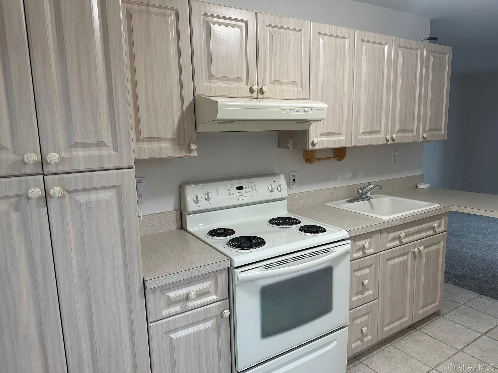 279 Beaver Drive, Brookhaven, NY, 5 Bedrooms Bedrooms, 7 Rooms Rooms,2 BathroomsBathrooms,Residential,For Rent,Beaver,0,1009074 279 Beaver Drive, Brookhaven, NY, 5 Bedrooms Bedrooms, 7 Rooms Rooms,2 BathroomsBathrooms,Residential,For Rent,Beaver,0,1009074