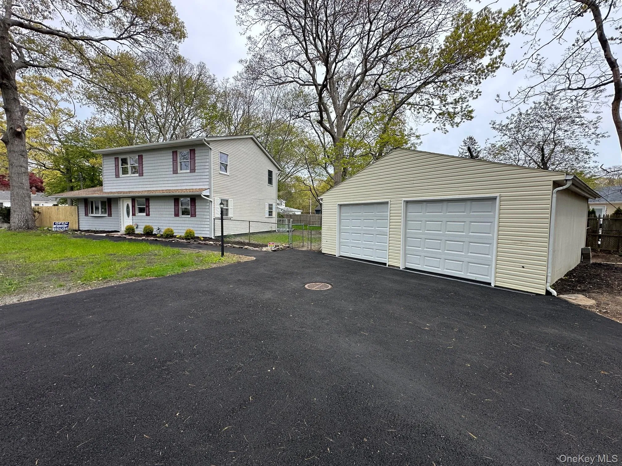279 Beaver Drive, Brookhaven, NY, 5 Bedrooms Bedrooms, 7 Rooms Rooms,2 BathroomsBathrooms,Residential,For Rent,Beaver,0,1009074 279 Beaver Drive, Brookhaven, NY, 5 Bedrooms Bedrooms, 7 Rooms Rooms,2 BathroomsBathrooms,Residential,For Rent,Beaver,0,1009074