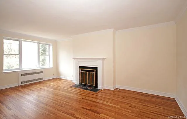 160 Middle Neck Road, North Hempstead, NY, 2 Bedrooms Bedrooms, 4 Rooms Rooms,2 BathroomsBathrooms,Residential Lease,For Rent,Middle Neck,0,1009075 160 Middle Neck Road, North Hempstead, NY, 2 Bedrooms Bedrooms, 4 Rooms Rooms,2 BathroomsBathrooms,Residential Lease,For Rent,Middle Neck,0,1009075
