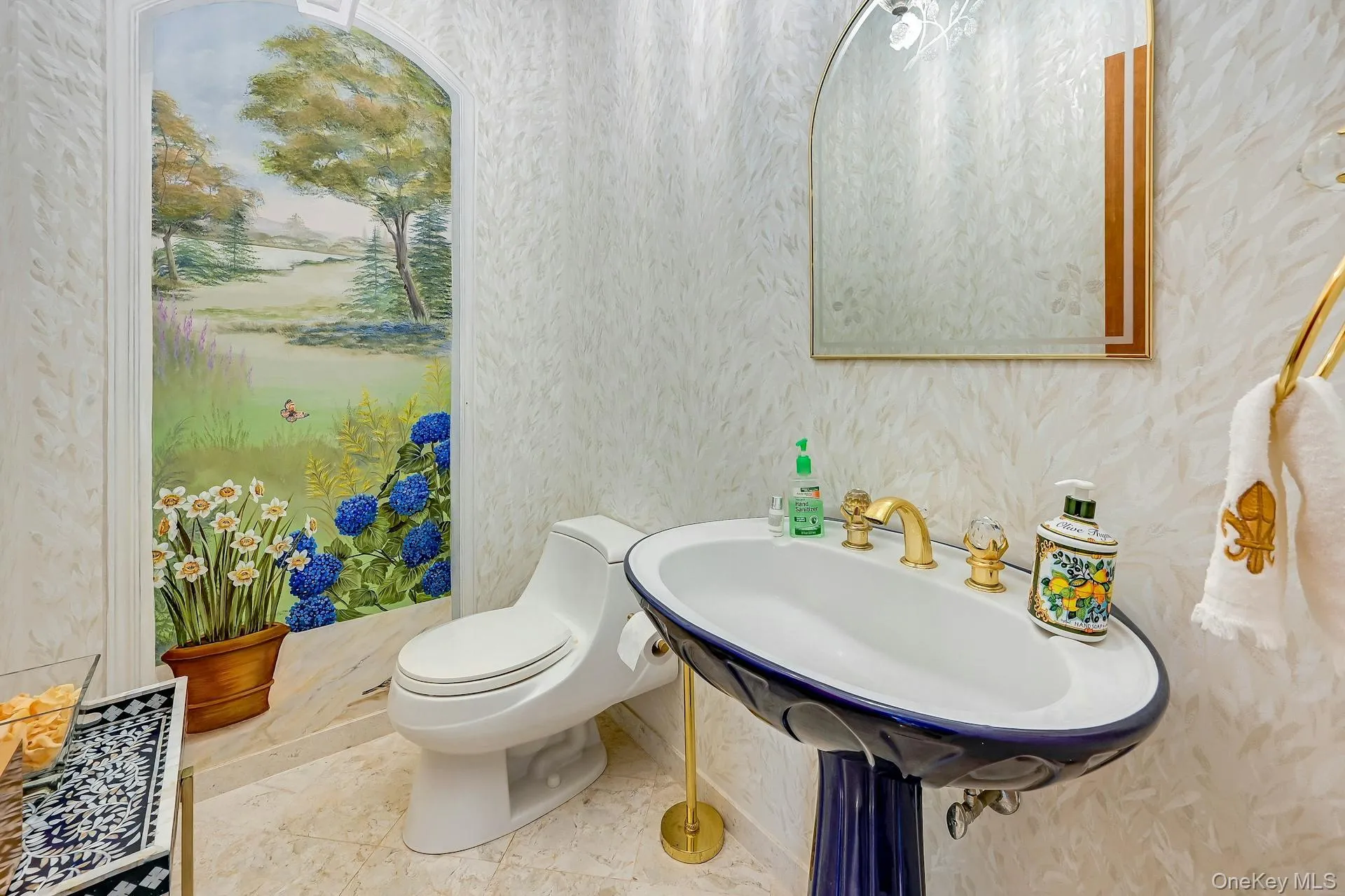6 Cliffside Drive, Brookhaven, NY, 5 Bedrooms Bedrooms, 11 Rooms Rooms,4 BathroomsBathrooms,Residential,For Rent,Cliffside,0,1009076 6 Cliffside Drive, Brookhaven, NY, 5 Bedrooms Bedrooms, 11 Rooms Rooms,4 BathroomsBathrooms,Residential,For Rent,Cliffside,0,1009076