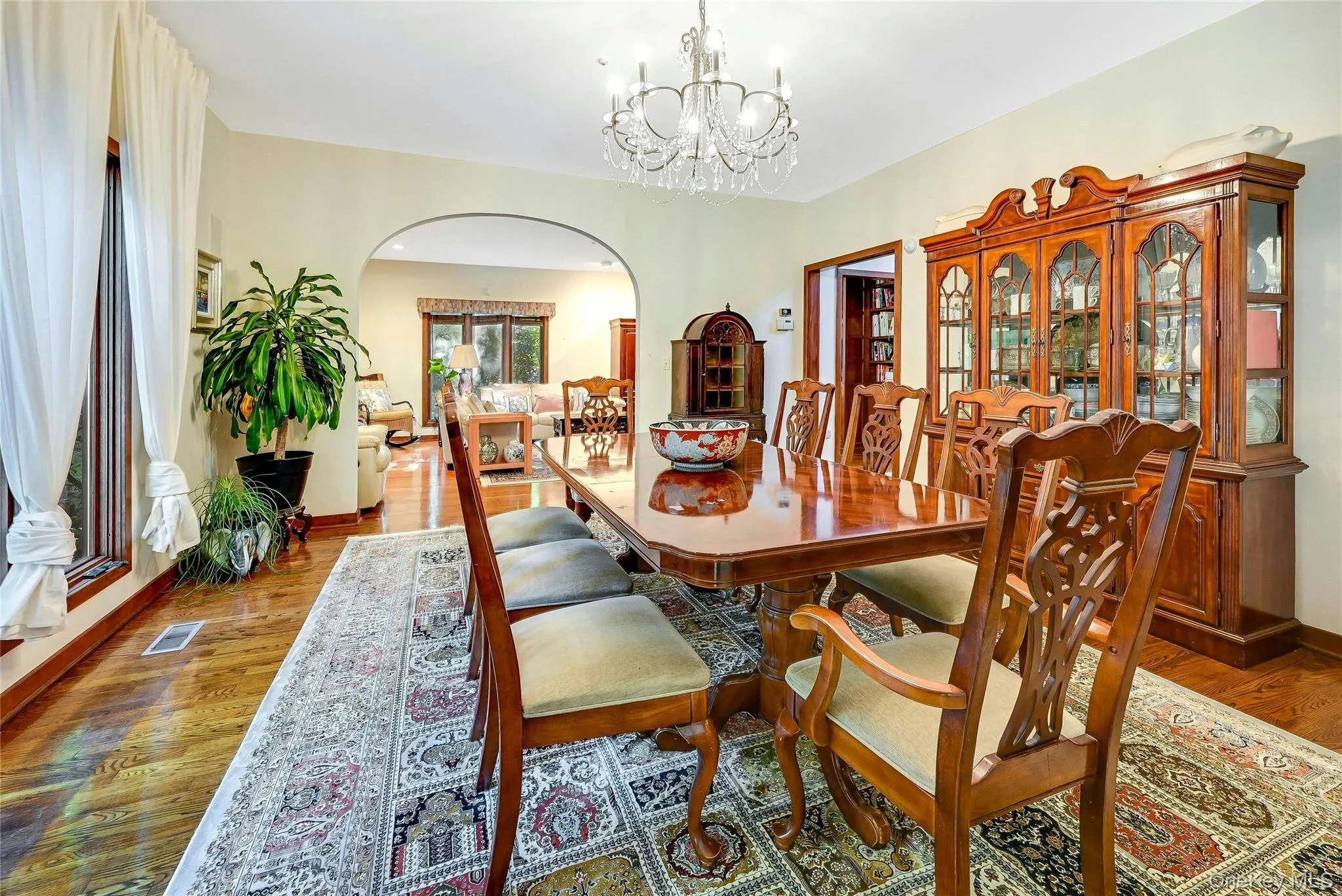 6 Cliffside Drive, Brookhaven, NY, 5 Bedrooms Bedrooms, 11 Rooms Rooms,4 BathroomsBathrooms,Residential,For Rent,Cliffside,0,1009076 6 Cliffside Drive, Brookhaven, NY, 5 Bedrooms Bedrooms, 11 Rooms Rooms,4 BathroomsBathrooms,Residential,For Rent,Cliffside,0,1009076