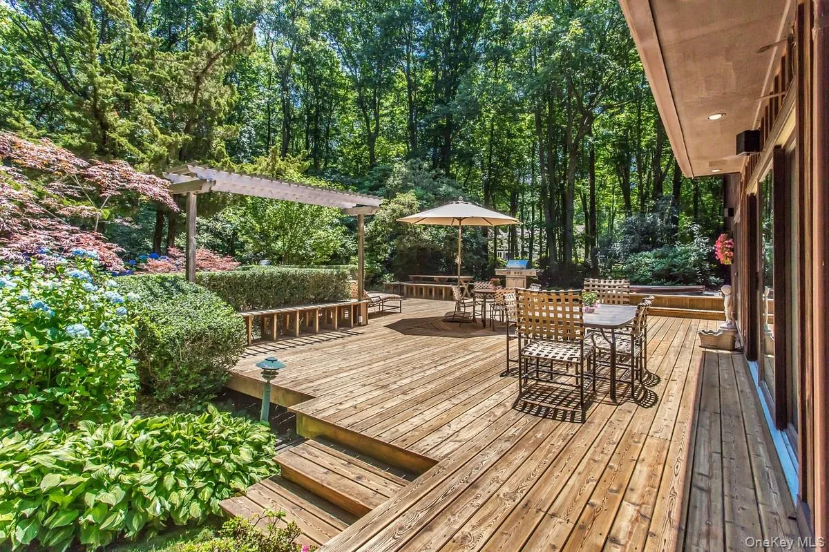 6 Cliffside Drive, Brookhaven, NY, 5 Bedrooms Bedrooms, 11 Rooms Rooms,4 BathroomsBathrooms,Residential,For Rent,Cliffside,0,1009076 6 Cliffside Drive, Brookhaven, NY, 5 Bedrooms Bedrooms, 11 Rooms Rooms,4 BathroomsBathrooms,Residential,For Rent,Cliffside,0,1009076