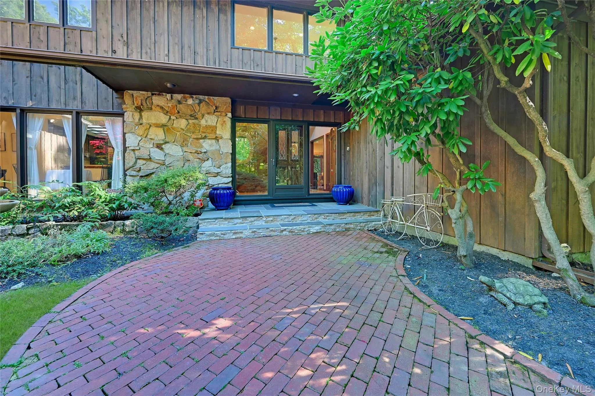6 Cliffside Drive, Brookhaven, NY, 5 Bedrooms Bedrooms, 11 Rooms Rooms,4 BathroomsBathrooms,Residential,For Rent,Cliffside,0,1009076 6 Cliffside Drive, Brookhaven, NY, 5 Bedrooms Bedrooms, 11 Rooms Rooms,4 BathroomsBathrooms,Residential,For Rent,Cliffside,0,1009076