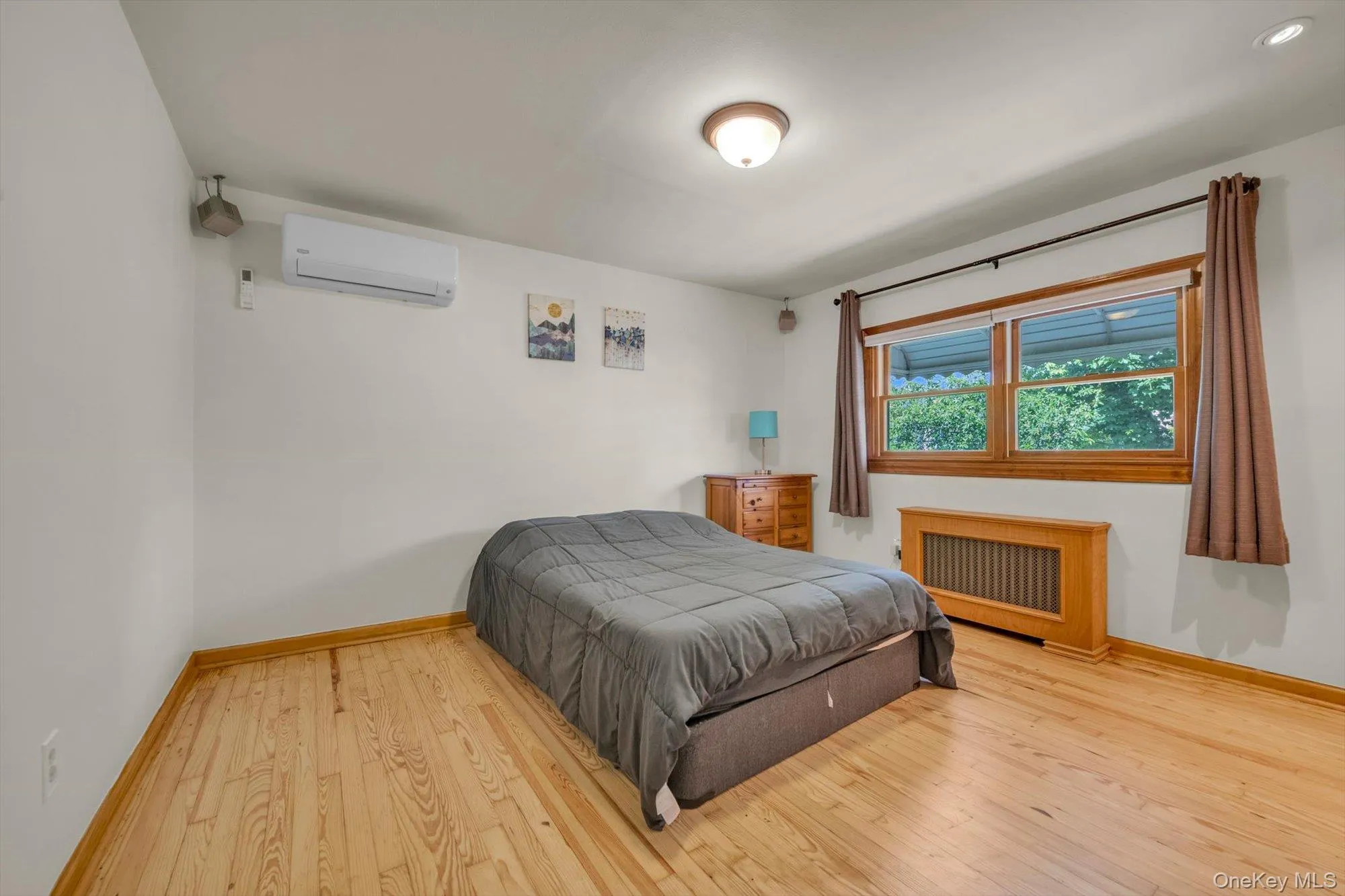 284 Whitehall Road, Hempstead, NY, 3 Bedrooms Bedrooms, 7 Rooms Rooms,2 BathroomsBathrooms,Residential,For Rent,Whitehall,0,1009077 284 Whitehall Road, Hempstead, NY, 3 Bedrooms Bedrooms, 7 Rooms Rooms,2 BathroomsBathrooms,Residential,For Rent,Whitehall,0,1009077
