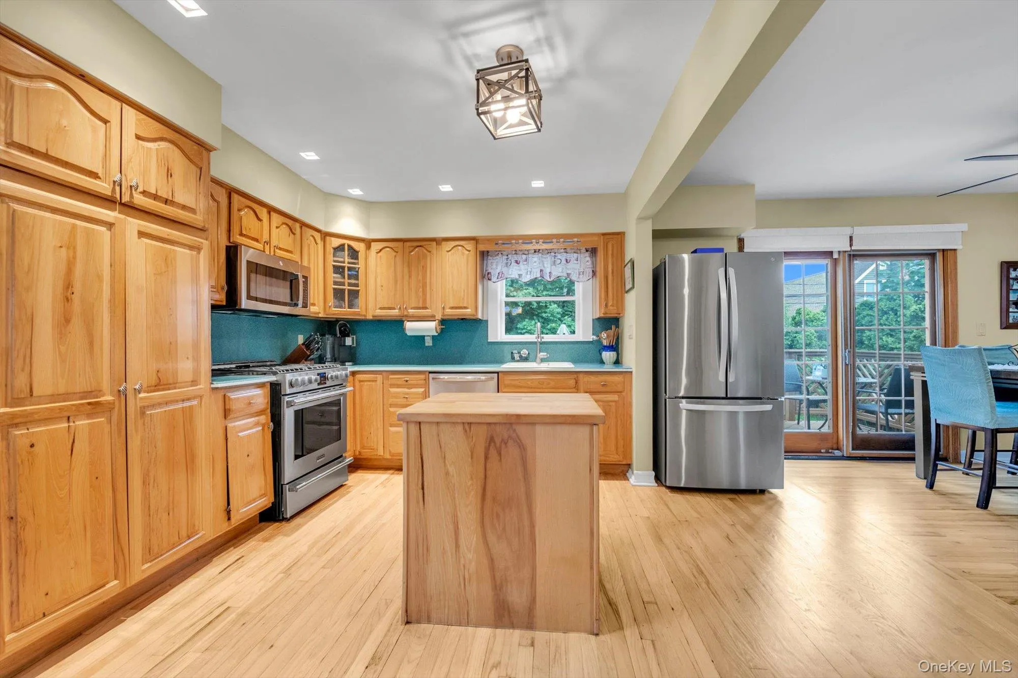 284 Whitehall Road, Hempstead, NY, 3 Bedrooms Bedrooms, 7 Rooms Rooms,2 BathroomsBathrooms,Residential,For Rent,Whitehall,0,1009077 284 Whitehall Road, Hempstead, NY, 3 Bedrooms Bedrooms, 7 Rooms Rooms,2 BathroomsBathrooms,Residential,For Rent,Whitehall,0,1009077