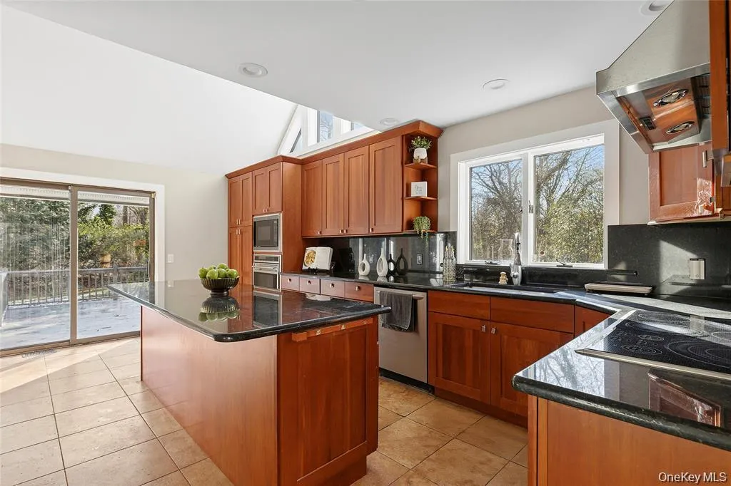 27 Ravine Road, Brookhaven, NY, 3 Bedrooms Bedrooms, 8 Rooms Rooms,2 BathroomsBathrooms,Residential,For Rent,Ravine,0,KEY1009078 27 Ravine Road, Brookhaven, NY, 3 Bedrooms Bedrooms, 8 Rooms Rooms,2 BathroomsBathrooms,Residential,For Rent,Ravine,0,KEY1009078