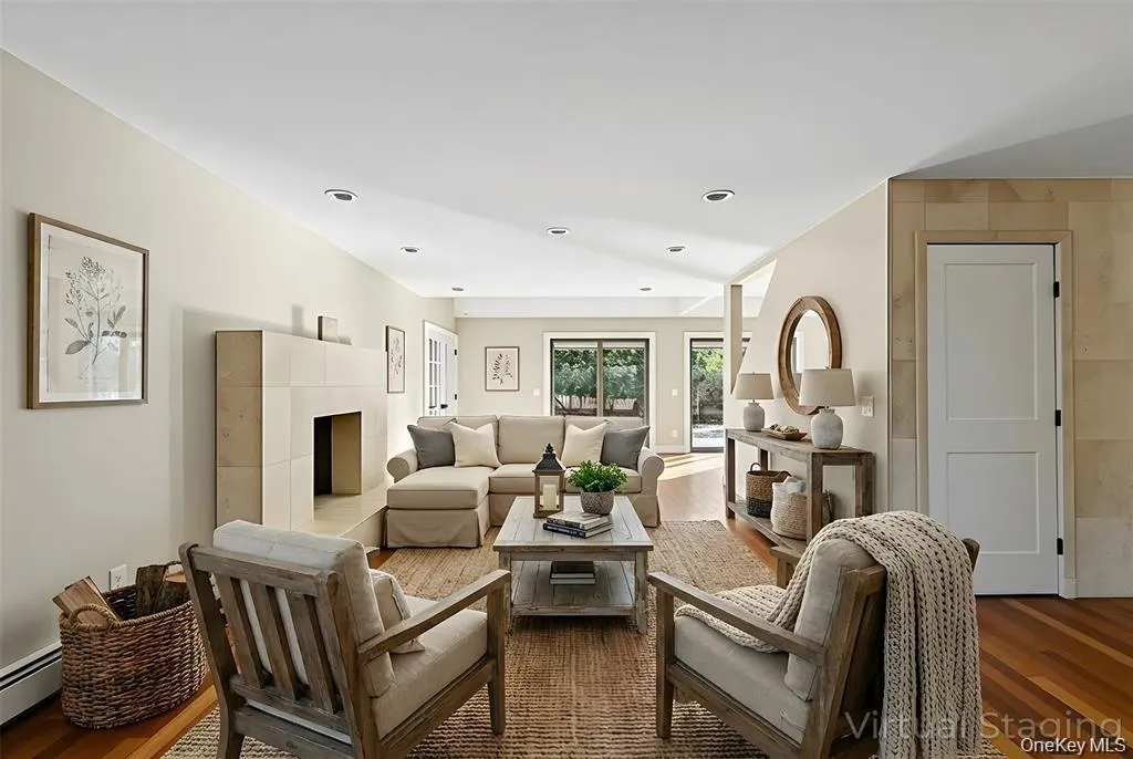 27 Ravine Road, Brookhaven, NY, 3 Bedrooms Bedrooms, 8 Rooms Rooms,2 BathroomsBathrooms,Residential,For Rent,Ravine,0,KEY1009078 27 Ravine Road, Brookhaven, NY, 3 Bedrooms Bedrooms, 8 Rooms Rooms,2 BathroomsBathrooms,Residential,For Rent,Ravine,0,KEY1009078