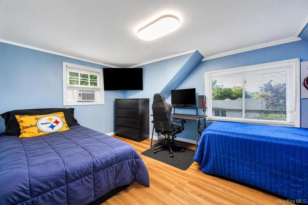 4 Pine Street, Brookhaven, NY, 4 Bedrooms Bedrooms, 8 Rooms Rooms,3 BathroomsBathrooms,Residential,For Rent,Pine,0,1009081 4 Pine Street, Brookhaven, NY, 4 Bedrooms Bedrooms, 8 Rooms Rooms,3 BathroomsBathrooms,Residential,For Rent,Pine,0,1009081