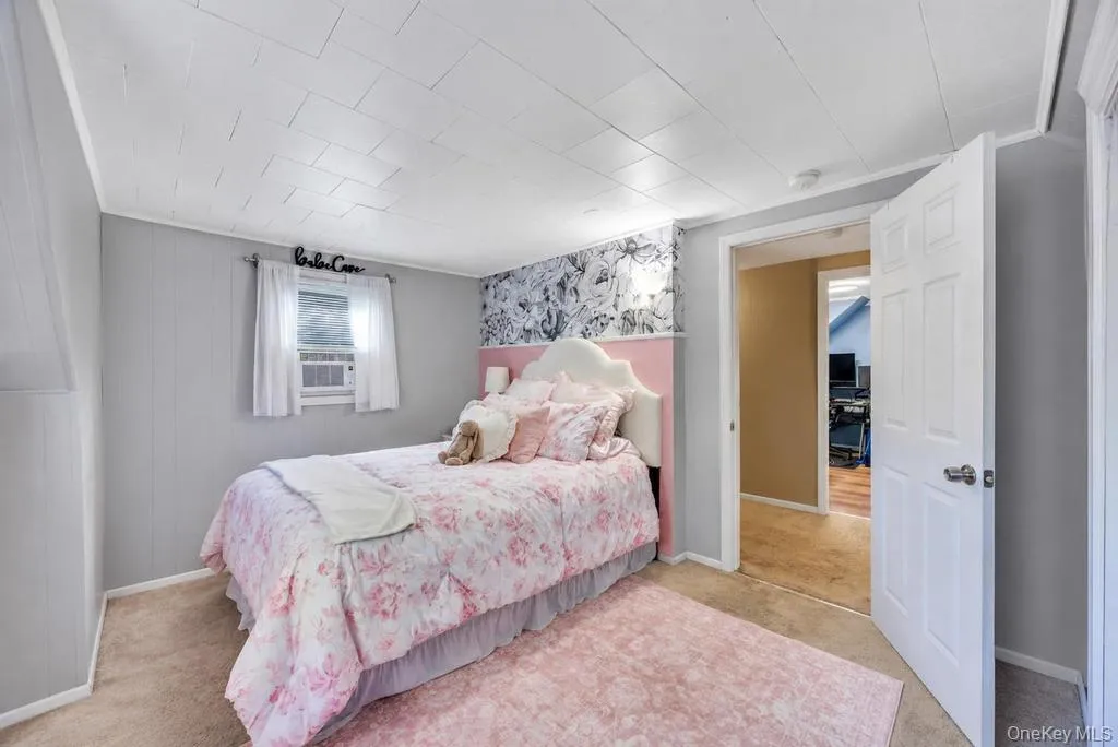 4 Pine Street, Brookhaven, NY, 4 Bedrooms Bedrooms, 8 Rooms Rooms,3 BathroomsBathrooms,Residential,For Rent,Pine,0,1009081 4 Pine Street, Brookhaven, NY, 4 Bedrooms Bedrooms, 8 Rooms Rooms,3 BathroomsBathrooms,Residential,For Rent,Pine,0,1009081