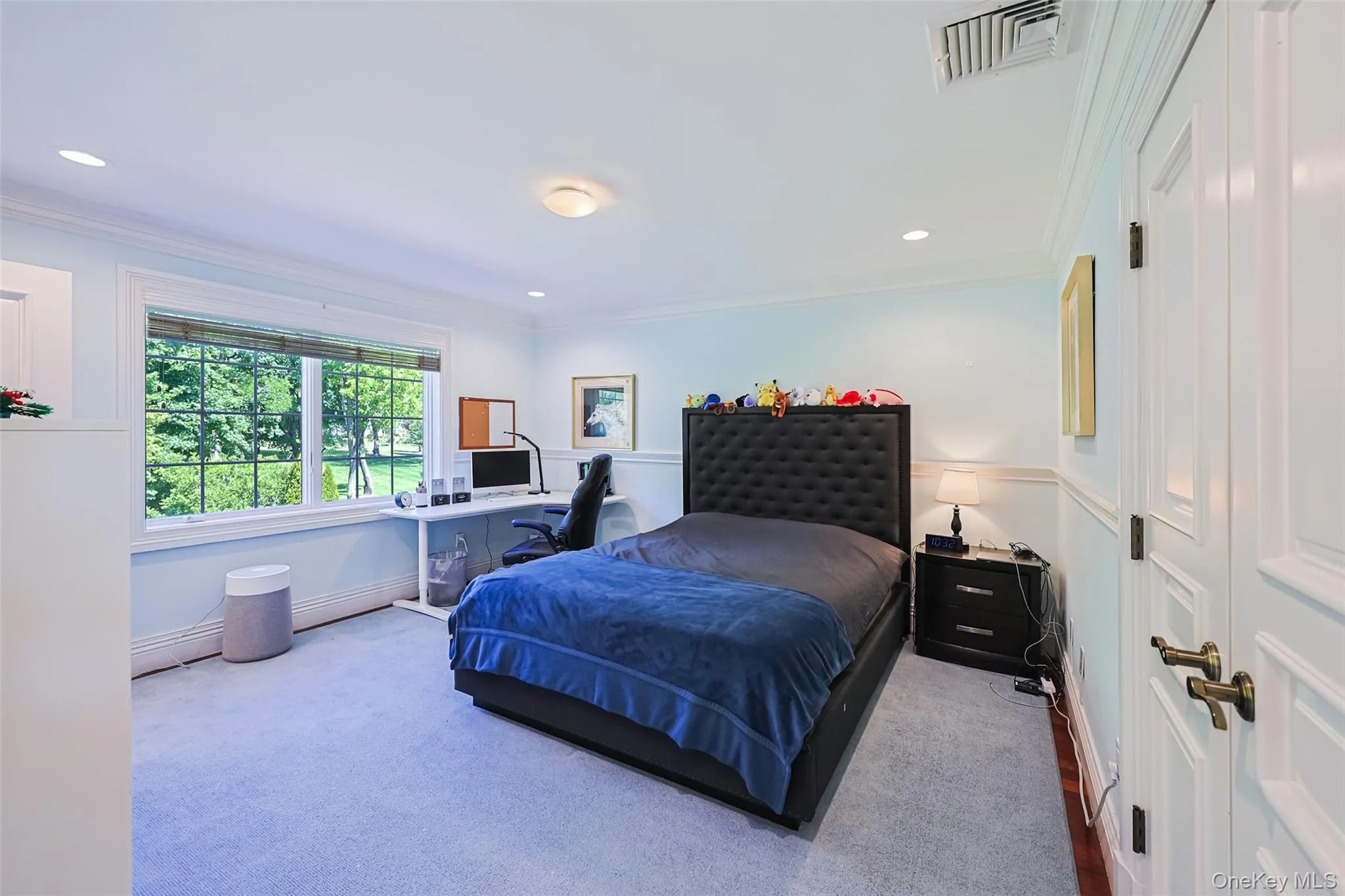 78 Swan Court, North Hempstead, NY, 7 Bedrooms Bedrooms, 12 Rooms Rooms,7 BathroomsBathrooms,Residential,For Rent,Swan,0,1009083 78 Swan Court, North Hempstead, NY, 7 Bedrooms Bedrooms, 12 Rooms Rooms,7 BathroomsBathrooms,Residential,For Rent,Swan,0,1009083
