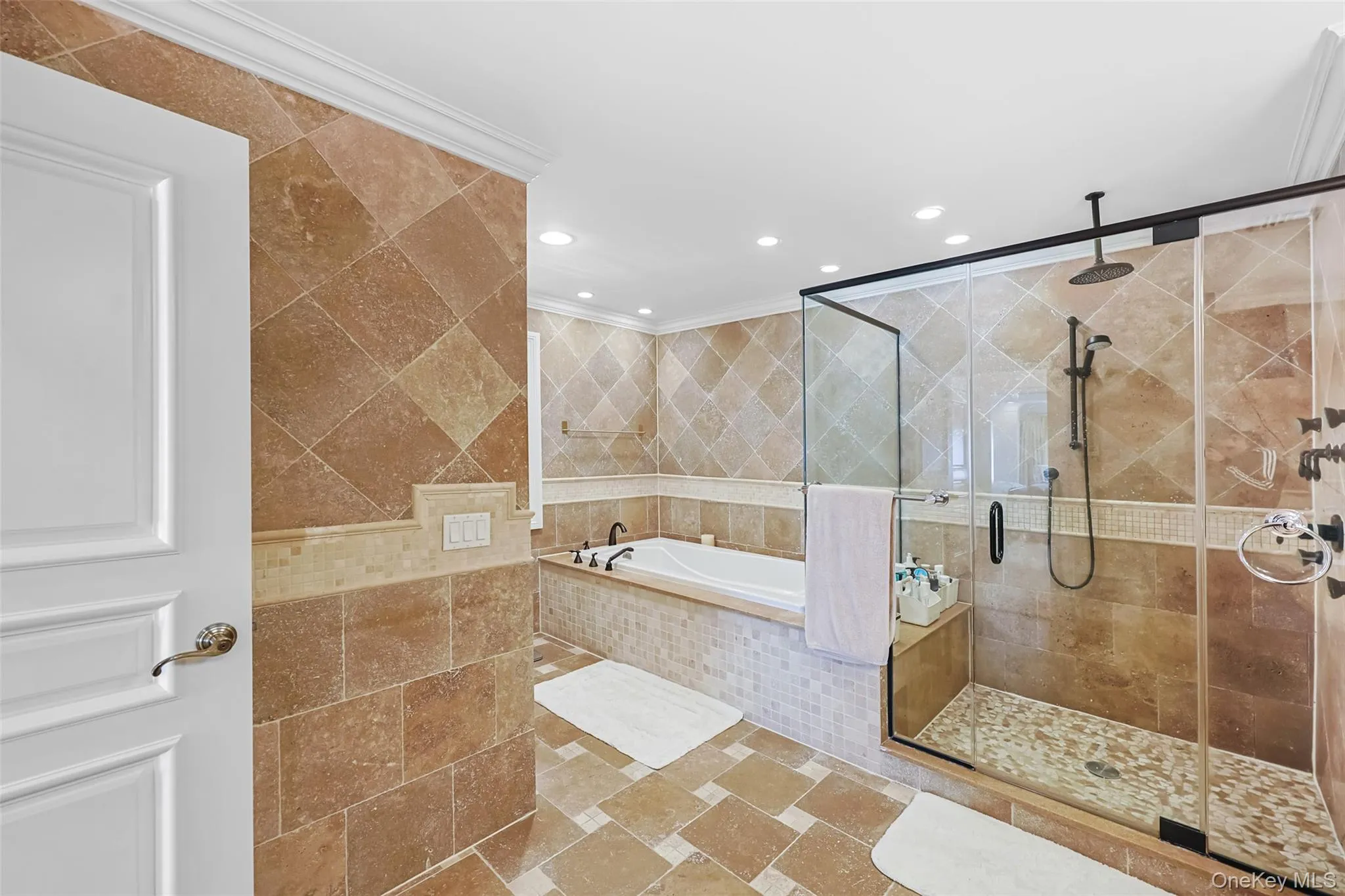 78 Swan Court, North Hempstead, NY, 7 Bedrooms Bedrooms, 12 Rooms Rooms,7 BathroomsBathrooms,Residential,For Rent,Swan,0,1009083 78 Swan Court, North Hempstead, NY, 7 Bedrooms Bedrooms, 12 Rooms Rooms,7 BathroomsBathrooms,Residential,For Rent,Swan,0,1009083