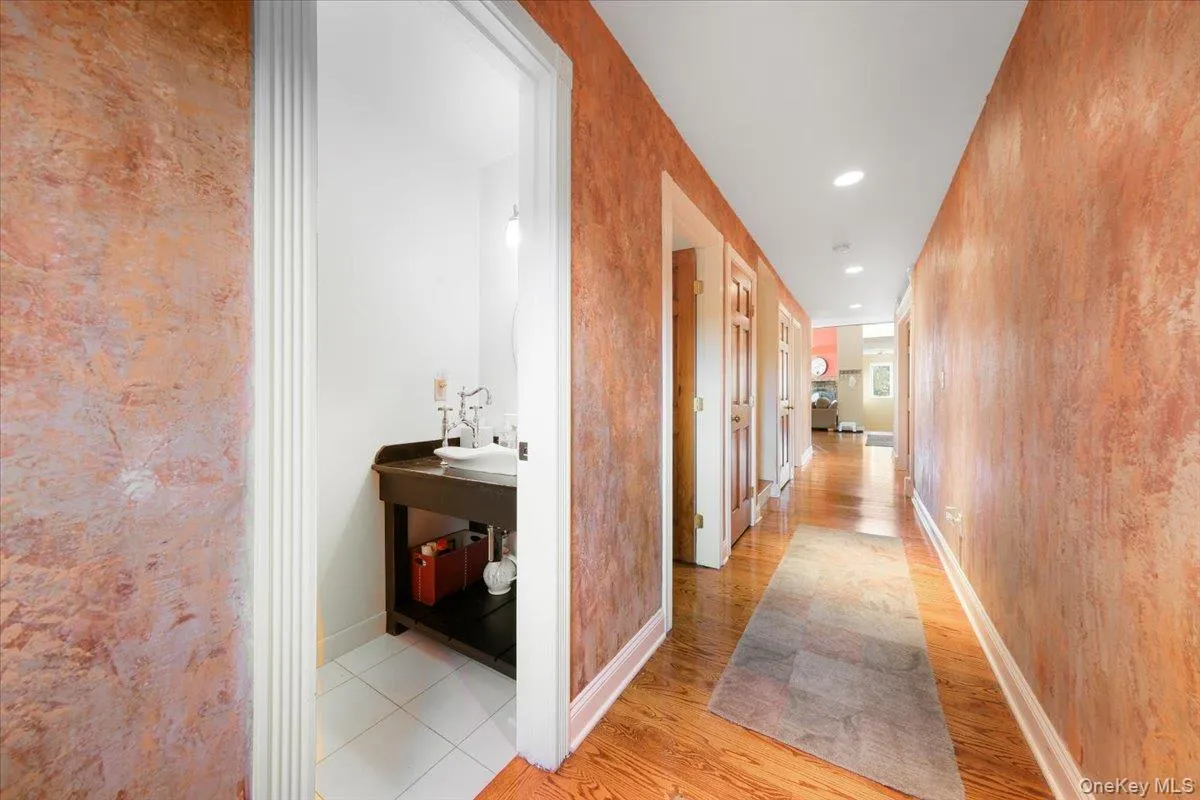 1403 Kings Highway, Chester Town, NY, 3 Bedrooms Bedrooms, 6 Rooms Rooms,2 BathroomsBathrooms,Residential Lease,For Rent,Kings,0,1009085 1403 Kings Highway, Chester Town, NY, 3 Bedrooms Bedrooms, 6 Rooms Rooms,2 BathroomsBathrooms,Residential Lease,For Rent,Kings,0,1009085