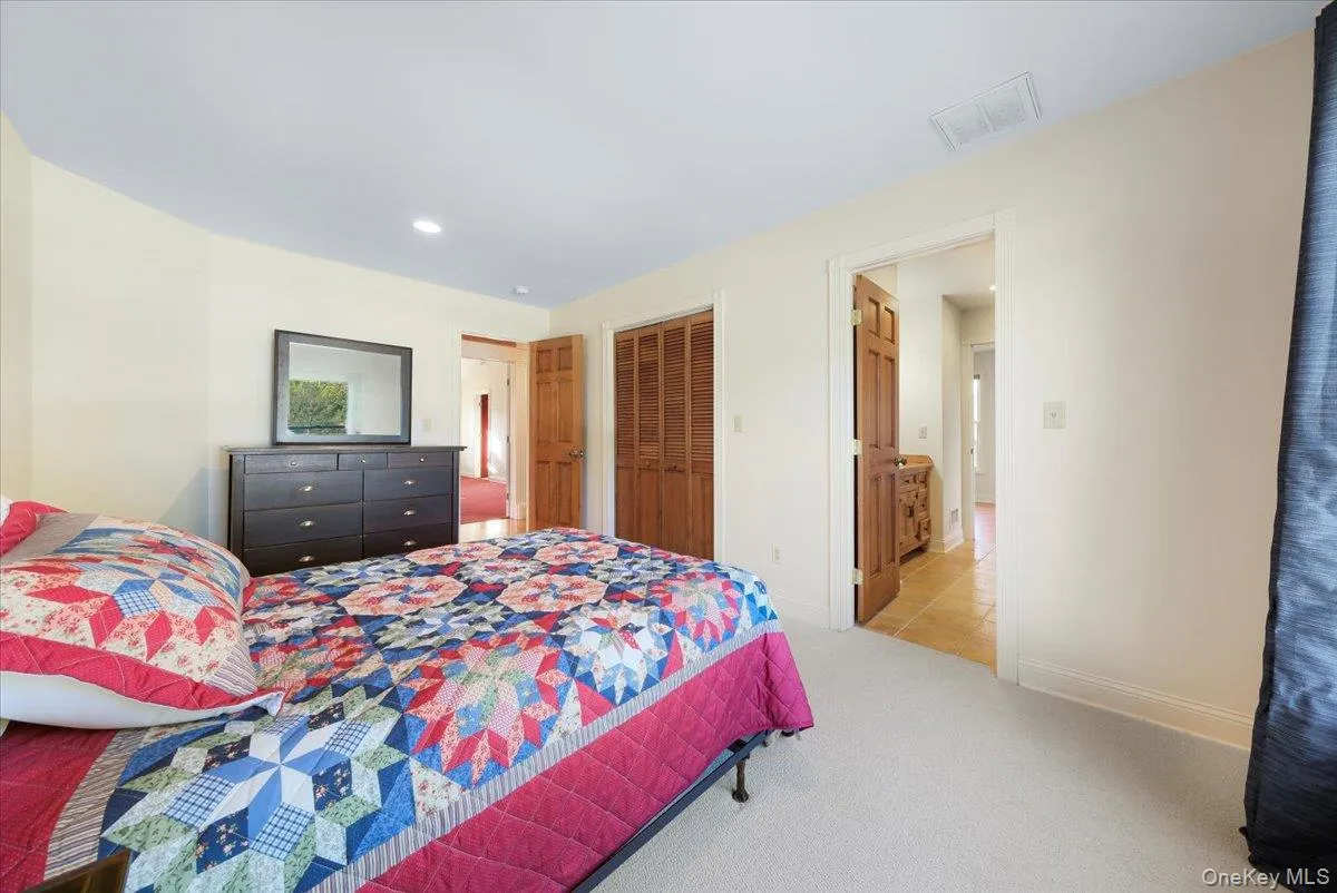 1403 Kings Highway, Chester Town, NY, 3 Bedrooms Bedrooms, 6 Rooms Rooms,2 BathroomsBathrooms,Residential Lease,For Rent,Kings,0,1009085 1403 Kings Highway, Chester Town, NY, 3 Bedrooms Bedrooms, 6 Rooms Rooms,2 BathroomsBathrooms,Residential Lease,For Rent,Kings,0,1009085