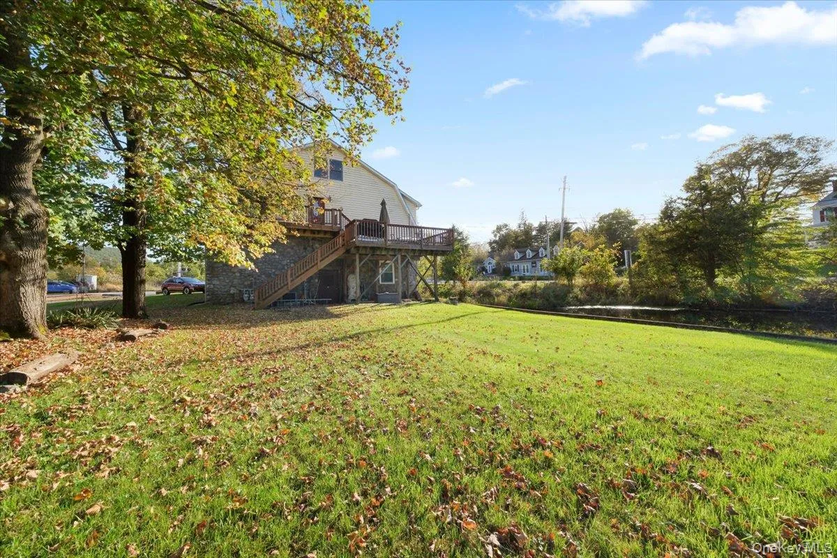 1403 Kings Highway, Chester Town, NY, 3 Bedrooms Bedrooms, 6 Rooms Rooms,2 BathroomsBathrooms,Residential Lease,For Rent,Kings,0,1009085 1403 Kings Highway, Chester Town, NY, 3 Bedrooms Bedrooms, 6 Rooms Rooms,2 BathroomsBathrooms,Residential Lease,For Rent,Kings,0,1009085