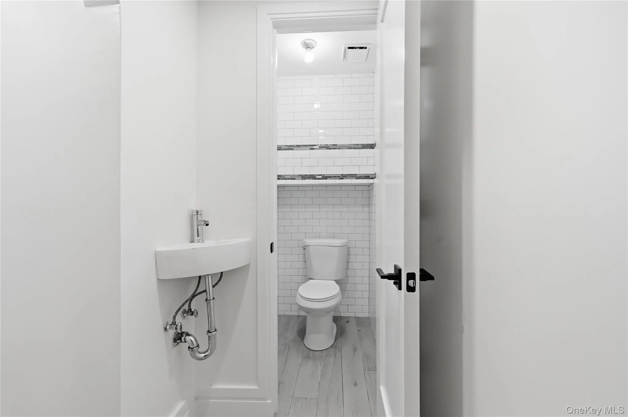 47 8th Street, New York, NY, 3 Bedrooms Bedrooms, 6 Rooms Rooms,1 BathroomBathrooms,Residential,For Rent,8th,0,1009093 47 8th Street, New York, NY, 3 Bedrooms Bedrooms, 6 Rooms Rooms,1 BathroomBathrooms,Residential,For Rent,8th,0,1009093