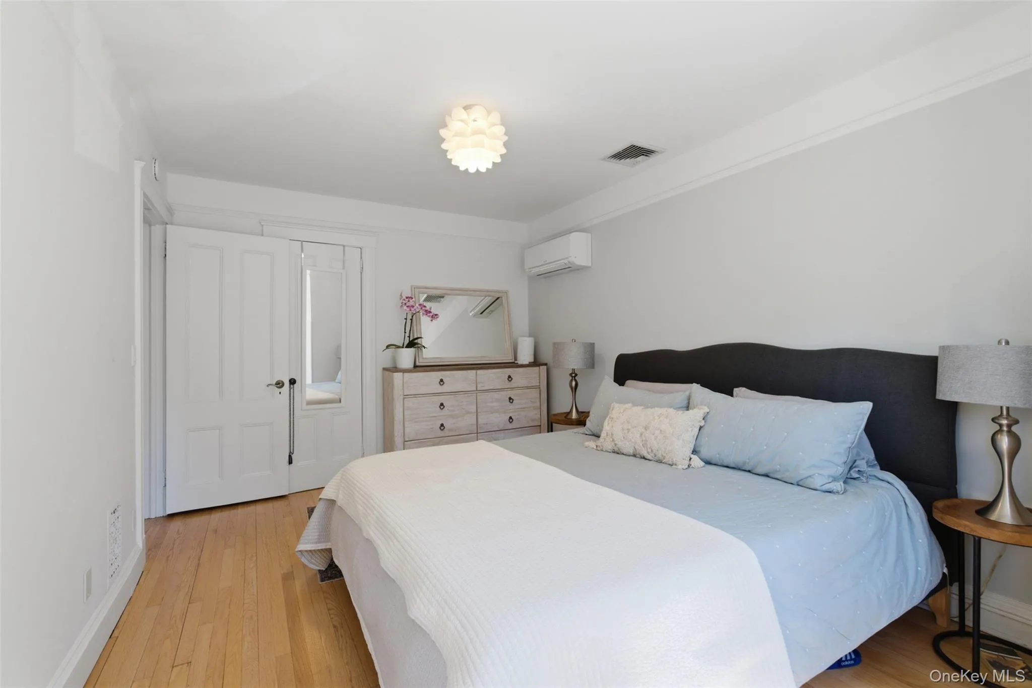 27 Dutcher Street, Greenburgh, NY, 3 Bedrooms Bedrooms, 9 Rooms Rooms,1 BathroomBathrooms,Residential Lease,For Rent,Dutcher,0,1009095 27 Dutcher Street, Greenburgh, NY, 3 Bedrooms Bedrooms, 9 Rooms Rooms,1 BathroomBathrooms,Residential Lease,For Rent,Dutcher,0,1009095