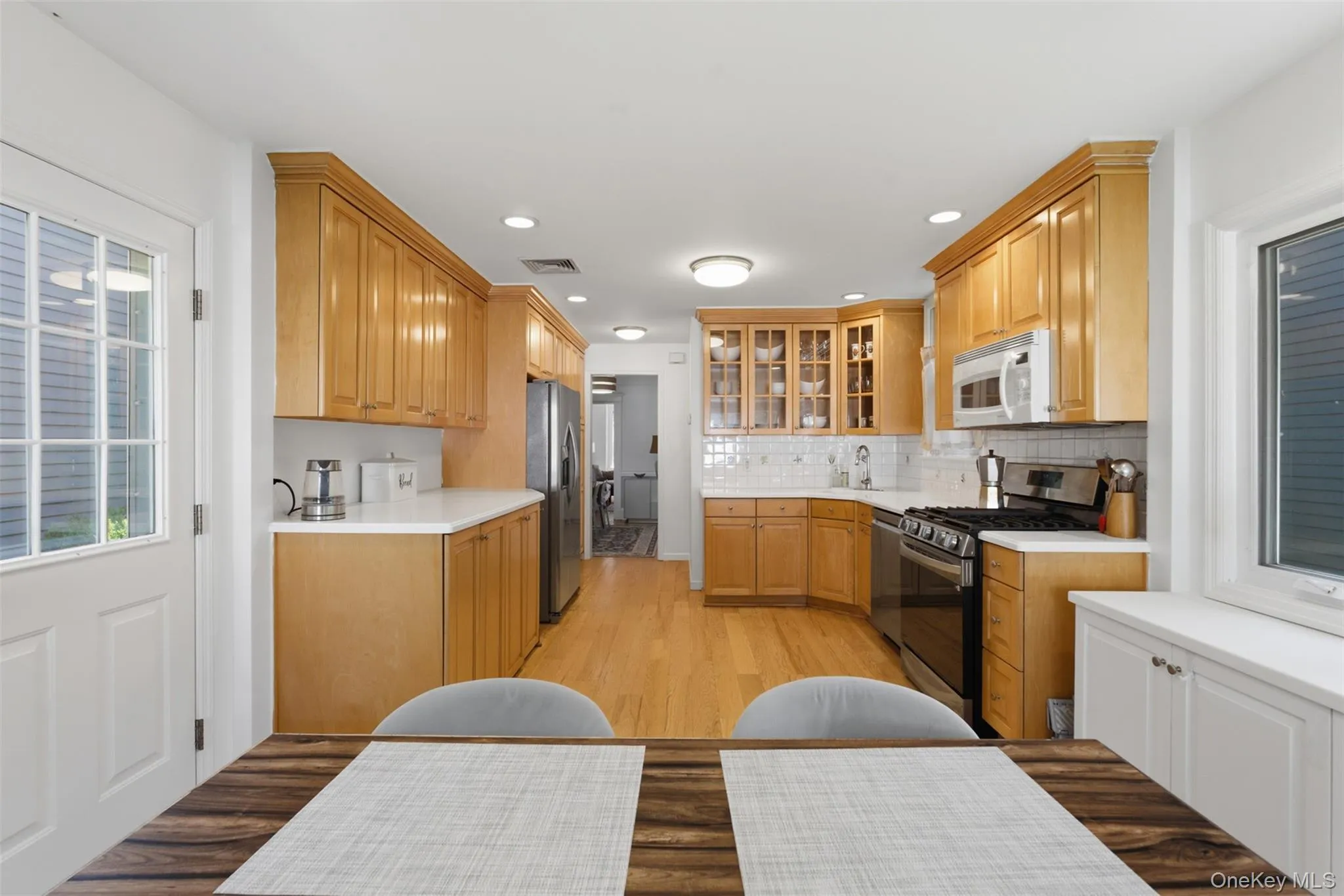 27 Dutcher Street, Greenburgh, NY, 3 Bedrooms Bedrooms, 9 Rooms Rooms,1 BathroomBathrooms,Residential Lease,For Rent,Dutcher,0,1009095 27 Dutcher Street, Greenburgh, NY, 3 Bedrooms Bedrooms, 9 Rooms Rooms,1 BathroomBathrooms,Residential Lease,For Rent,Dutcher,0,1009095