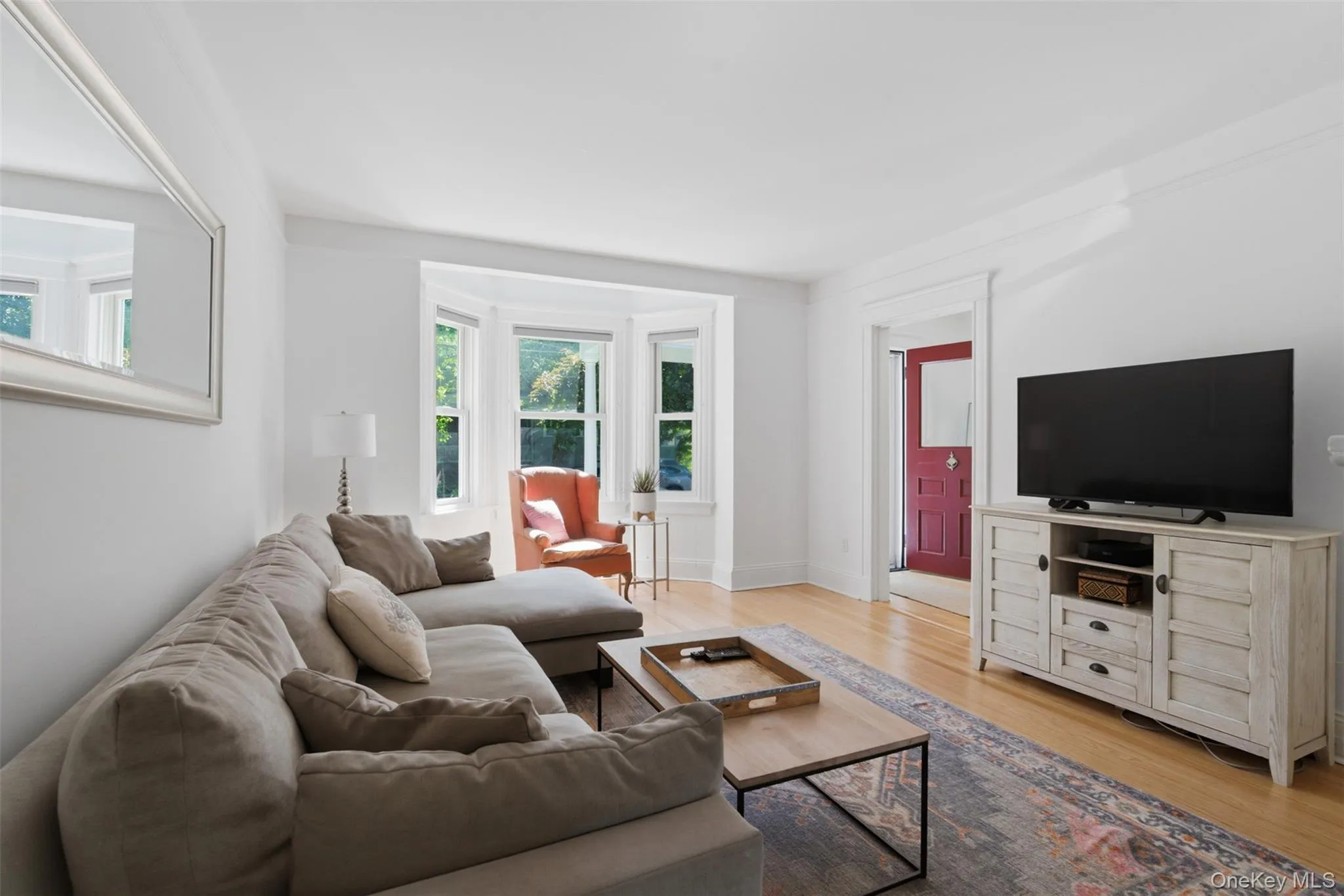 27 Dutcher Street, Greenburgh, NY, 3 Bedrooms Bedrooms, 9 Rooms Rooms,1 BathroomBathrooms,Residential Lease,For Rent,Dutcher,0,1009095 27 Dutcher Street, Greenburgh, NY, 3 Bedrooms Bedrooms, 9 Rooms Rooms,1 BathroomBathrooms,Residential Lease,For Rent,Dutcher,0,1009095