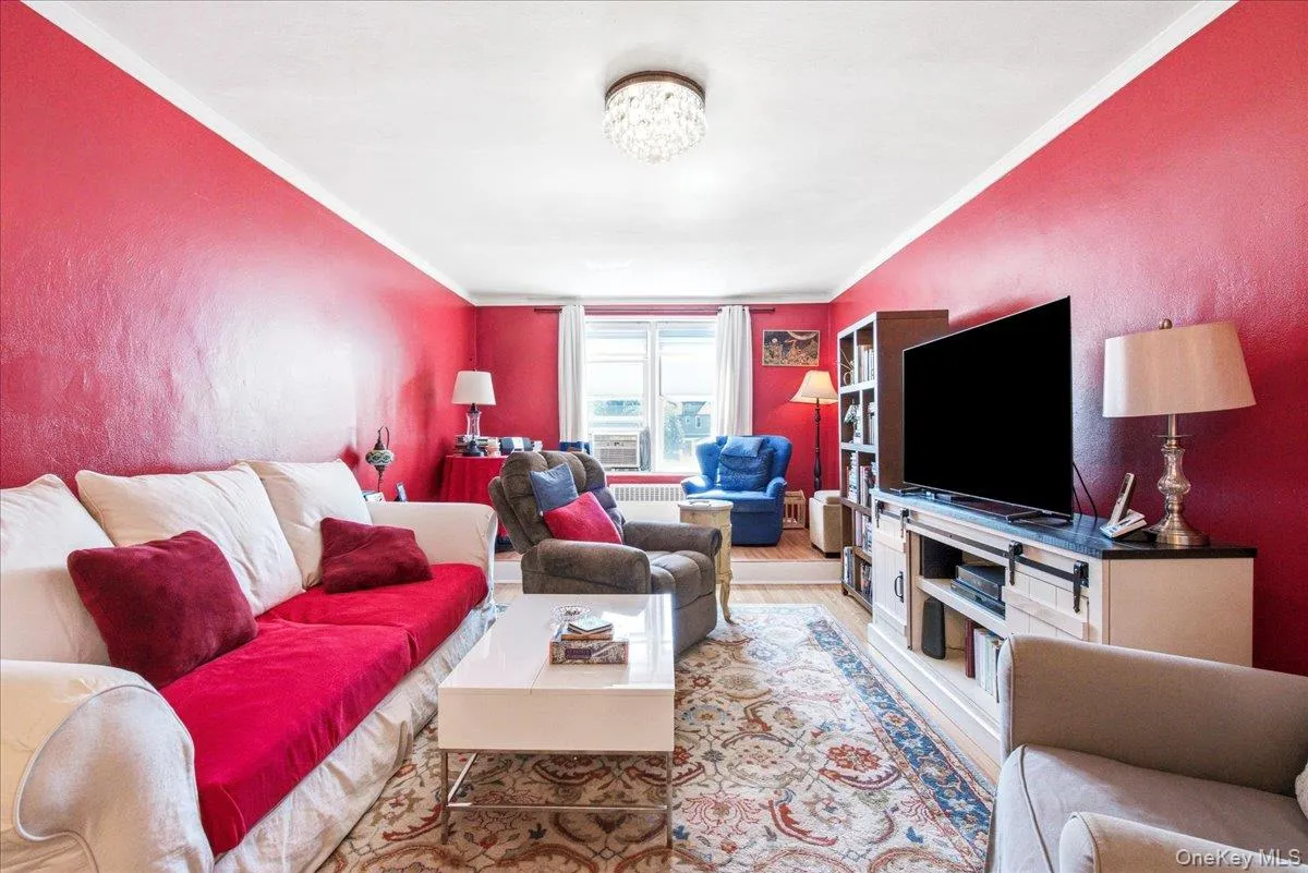 143-25 84th Drive, New York, NY, 2 Bedrooms Bedrooms, 5 Rooms Rooms,1 BathroomBathrooms,Residential,For Rent,84th,0,1009098 143-25 84th Drive, New York, NY, 2 Bedrooms Bedrooms, 5 Rooms Rooms,1 BathroomBathrooms,Residential,For Rent,84th,0,1009098