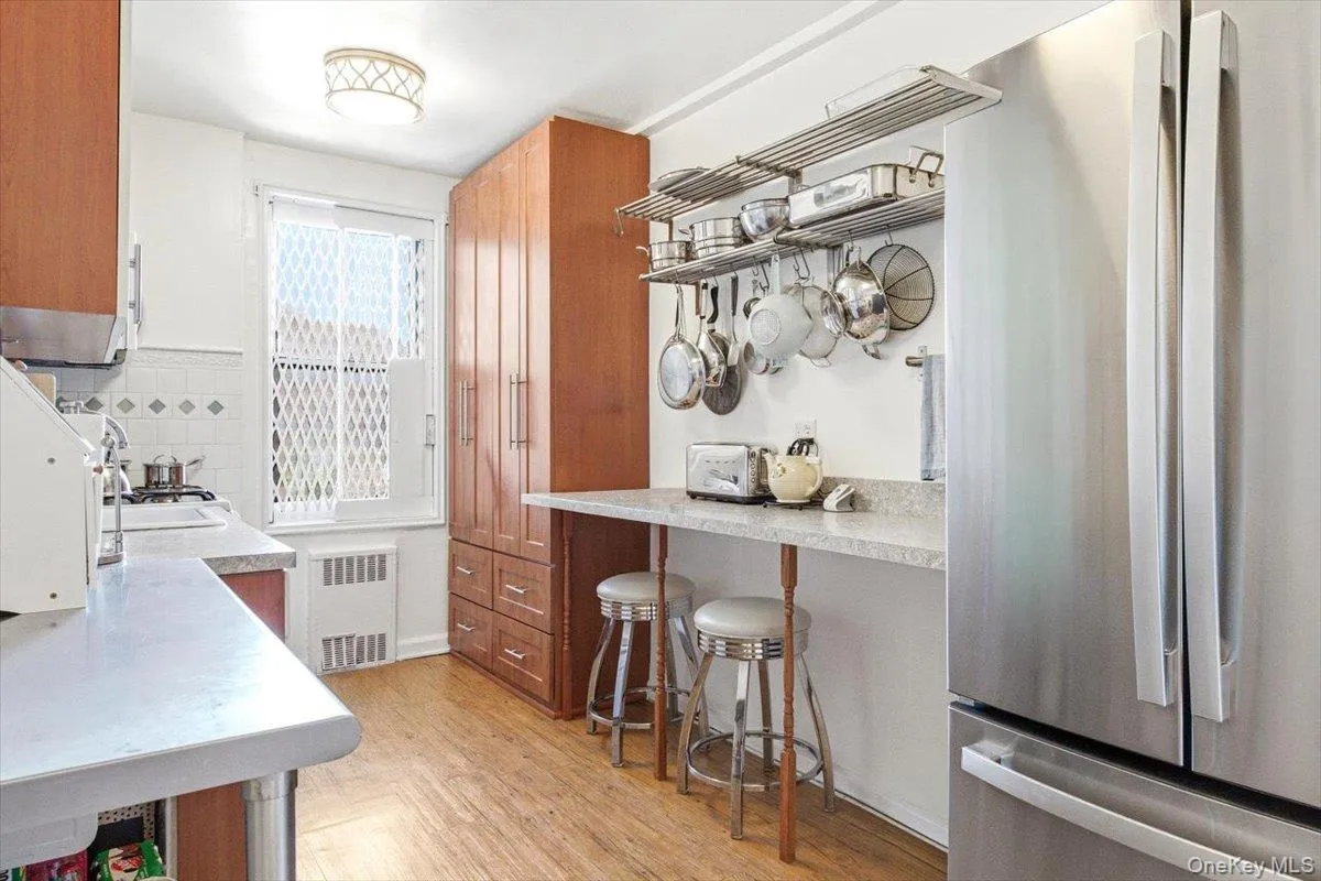 143-25 84th Drive, New York, NY, 2 Bedrooms Bedrooms, 5 Rooms Rooms,1 BathroomBathrooms,Residential,For Rent,84th,0,1009098 143-25 84th Drive, New York, NY, 2 Bedrooms Bedrooms, 5 Rooms Rooms,1 BathroomBathrooms,Residential,For Rent,84th,0,1009098