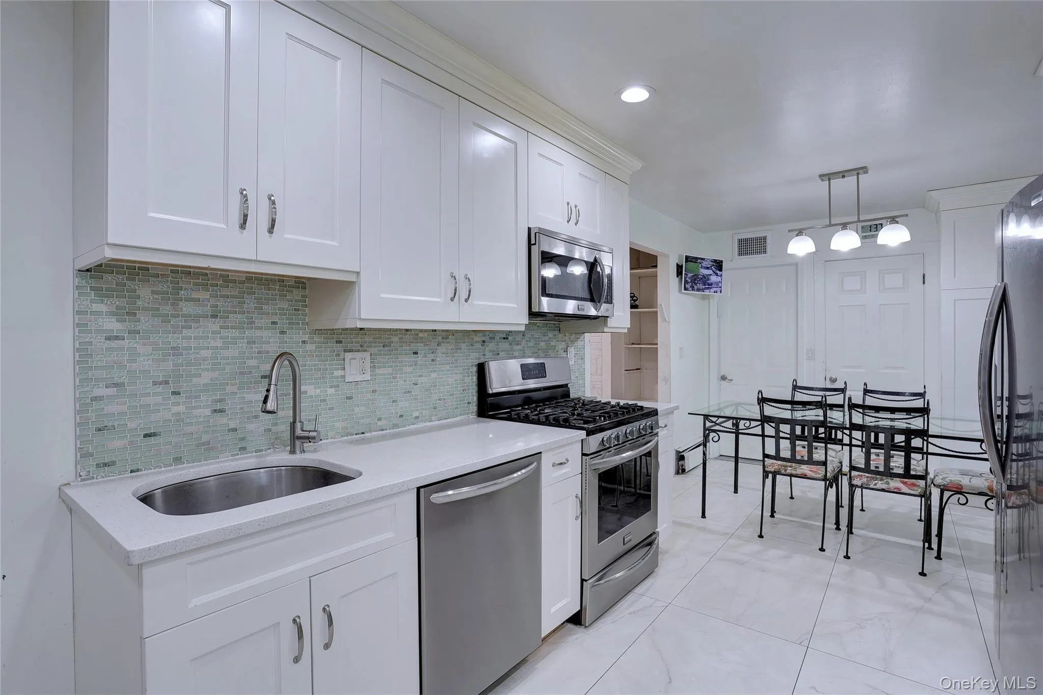 167 Willow Tree Road, Ramapo, NY, 5 Bedrooms Bedrooms, 12 Rooms Rooms,3 BathroomsBathrooms,Residential,For Rent,Willow Tree,0,1009099 167 Willow Tree Road, Ramapo, NY, 5 Bedrooms Bedrooms, 12 Rooms Rooms,3 BathroomsBathrooms,Residential,For Rent,Willow Tree,0,1009099