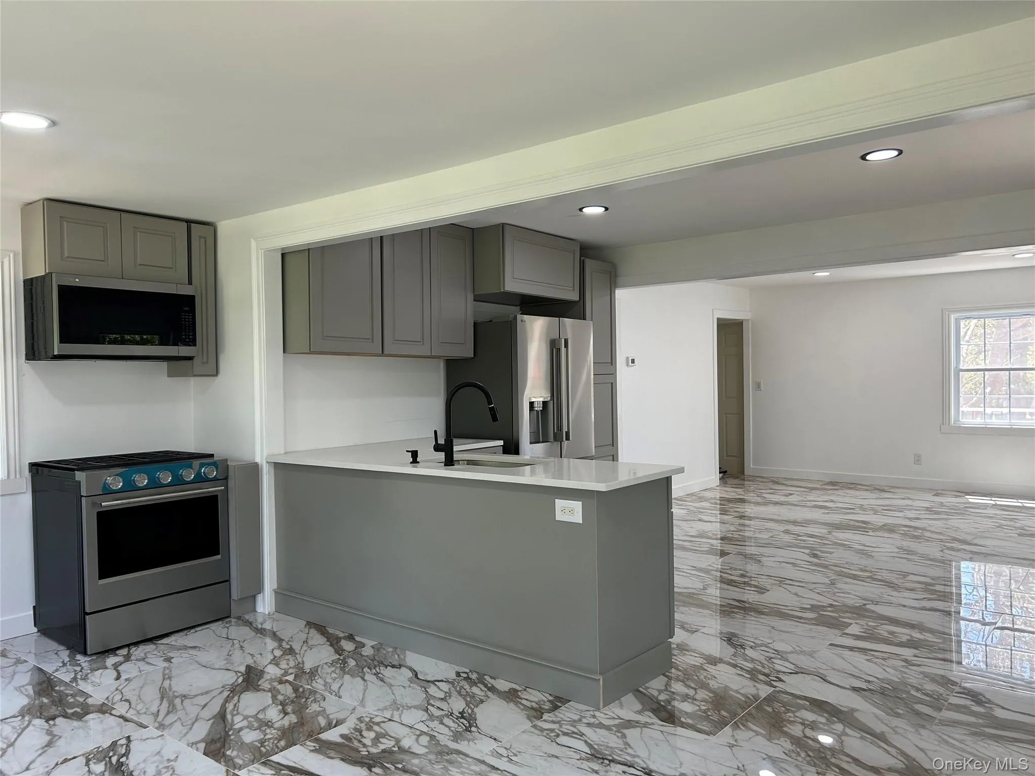 346 Meadow Avenue, Newburgh (city), NY, 3 Bedrooms Bedrooms, 6 Rooms Rooms,2 BathroomsBathrooms,Residential Lease,For Rent,Meadow,0,1009102 346 Meadow Avenue, Newburgh (city), NY, 3 Bedrooms Bedrooms, 6 Rooms Rooms,2 BathroomsBathrooms,Residential Lease,For Rent,Meadow,0,1009102