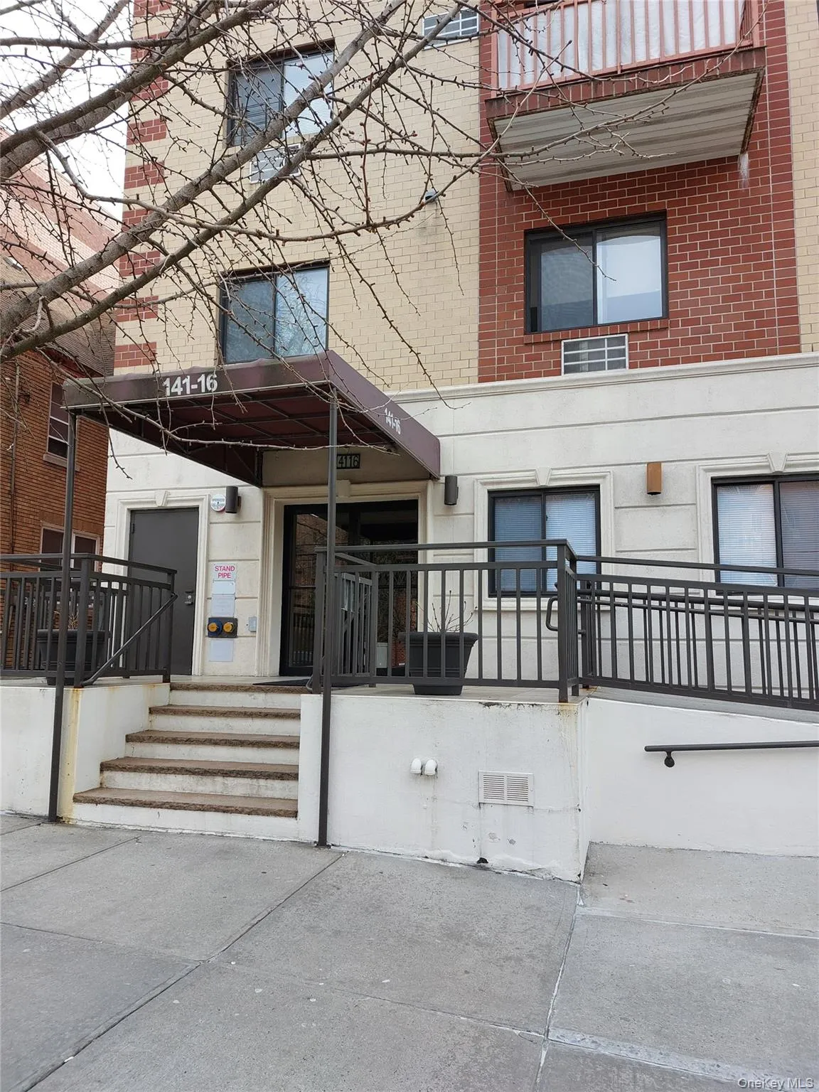 14116 84th Drive, New York, NY, 1 Bedroom Bedrooms, 4 Rooms Rooms,1 BathroomBathrooms,Residential,For Rent,84th,0,1009103 14116 84th Drive, New York, NY, 1 Bedroom Bedrooms, 4 Rooms Rooms,1 BathroomBathrooms,Residential,For Rent,84th,0,1009103