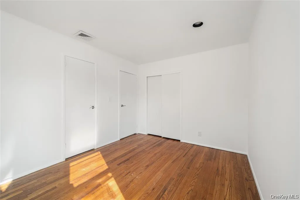 24 Elderberry Road, Oyster Bay, NY, 4 Bedrooms Bedrooms, 7 Rooms Rooms,2 BathroomsBathrooms,Residential Lease,For Rent,Elderberry,0,1009104 24 Elderberry Road, Oyster Bay, NY, 4 Bedrooms Bedrooms, 7 Rooms Rooms,2 BathroomsBathrooms,Residential Lease,For Rent,Elderberry,0,1009104