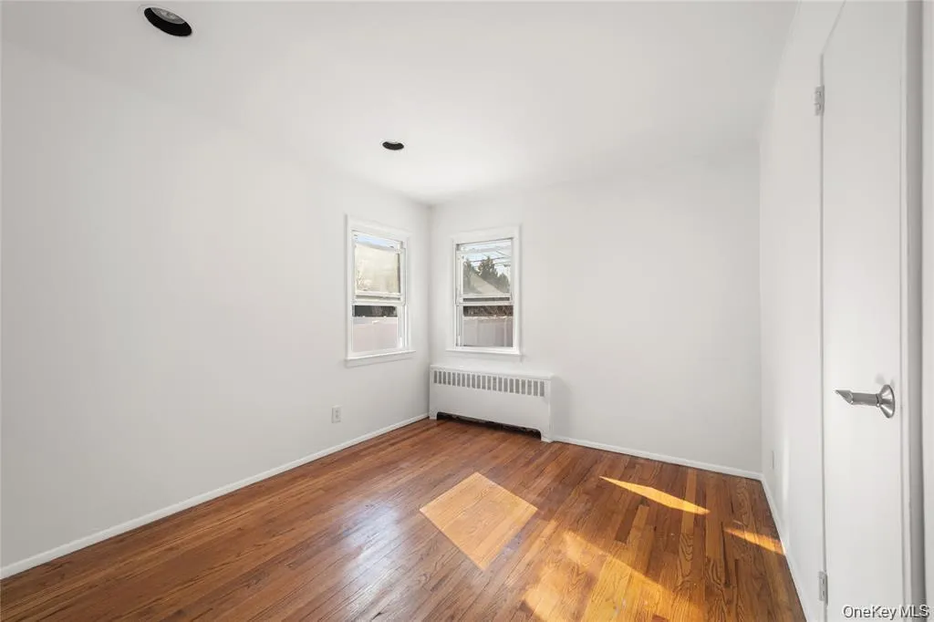 24 Elderberry Road, Oyster Bay, NY, 4 Bedrooms Bedrooms, 7 Rooms Rooms,2 BathroomsBathrooms,Residential Lease,For Rent,Elderberry,0,1009104 24 Elderberry Road, Oyster Bay, NY, 4 Bedrooms Bedrooms, 7 Rooms Rooms,2 BathroomsBathrooms,Residential Lease,For Rent,Elderberry,0,1009104