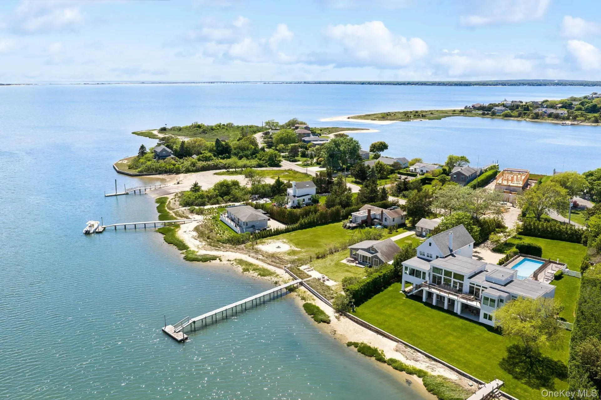 108 Little Neck Road, Southampton, NY, 4 Bedrooms Bedrooms, 6 Rooms Rooms,3 BathroomsBathrooms,Residential Lease,For Rent,Little Neck,0,1009106 108 Little Neck Road, Southampton, NY, 4 Bedrooms Bedrooms, 6 Rooms Rooms,3 BathroomsBathrooms,Residential Lease,For Rent,Little Neck,0,1009106
