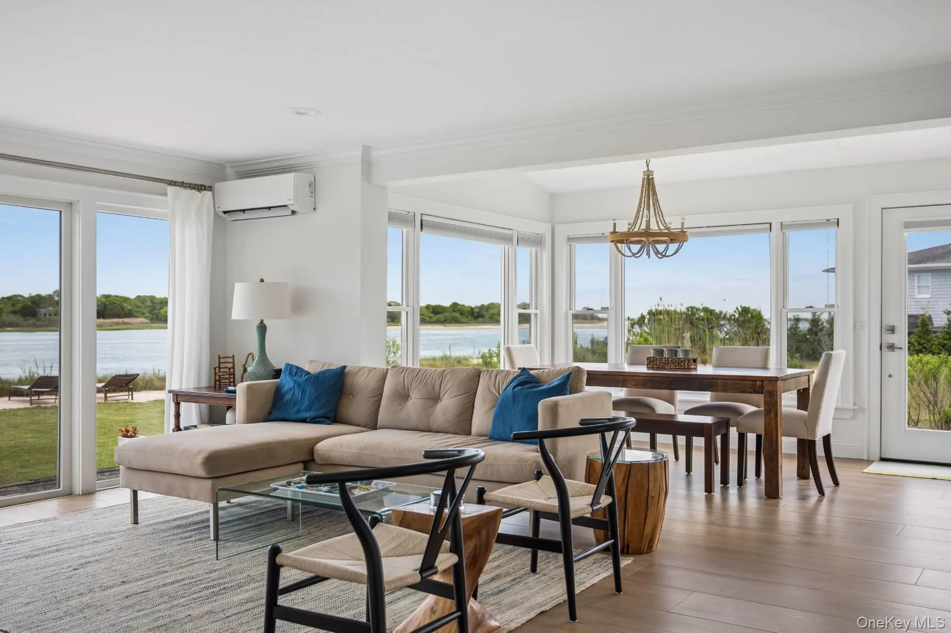 108 Little Neck Road, Southampton, NY, 4 Bedrooms Bedrooms, 6 Rooms Rooms,3 BathroomsBathrooms,Residential Lease,For Rent,Little Neck,0,1009106 108 Little Neck Road, Southampton, NY, 4 Bedrooms Bedrooms, 6 Rooms Rooms,3 BathroomsBathrooms,Residential Lease,For Rent,Little Neck,0,1009106