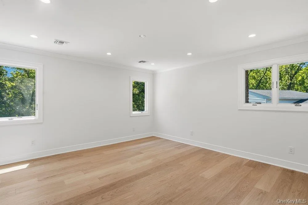 43 Bucknell Drive, Oyster Bay, NY, 5 Bedrooms Bedrooms, 12 Rooms Rooms,3 BathroomsBathrooms,Residential,For Rent,Bucknell,0,1009110 43 Bucknell Drive, Oyster Bay, NY, 5 Bedrooms Bedrooms, 12 Rooms Rooms,3 BathroomsBathrooms,Residential,For Rent,Bucknell,0,1009110