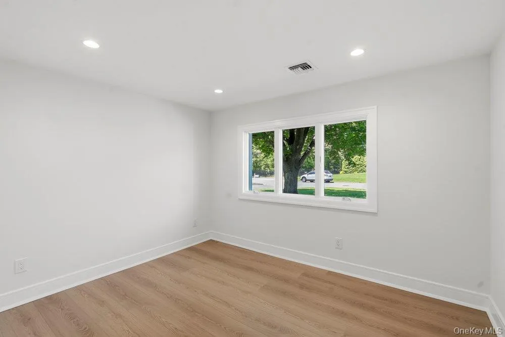 43 Bucknell Drive, Oyster Bay, NY, 5 Bedrooms Bedrooms, 12 Rooms Rooms,3 BathroomsBathrooms,Residential,For Rent,Bucknell,0,1009110 43 Bucknell Drive, Oyster Bay, NY, 5 Bedrooms Bedrooms, 12 Rooms Rooms,3 BathroomsBathrooms,Residential,For Rent,Bucknell,0,1009110