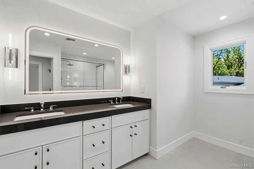 43 Bucknell Drive, Oyster Bay, NY, 5 Bedrooms Bedrooms, 12 Rooms Rooms,3 BathroomsBathrooms,Residential,For Rent,Bucknell,0,1009110 43 Bucknell Drive, Oyster Bay, NY, 5 Bedrooms Bedrooms, 12 Rooms Rooms,3 BathroomsBathrooms,Residential,For Rent,Bucknell,0,1009110