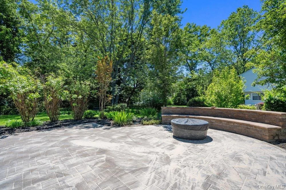 43 Bucknell Drive, Oyster Bay, NY, 5 Bedrooms Bedrooms, 12 Rooms Rooms,3 BathroomsBathrooms,Residential,For Rent,Bucknell,0,1009110 43 Bucknell Drive, Oyster Bay, NY, 5 Bedrooms Bedrooms, 12 Rooms Rooms,3 BathroomsBathrooms,Residential,For Rent,Bucknell,0,1009110