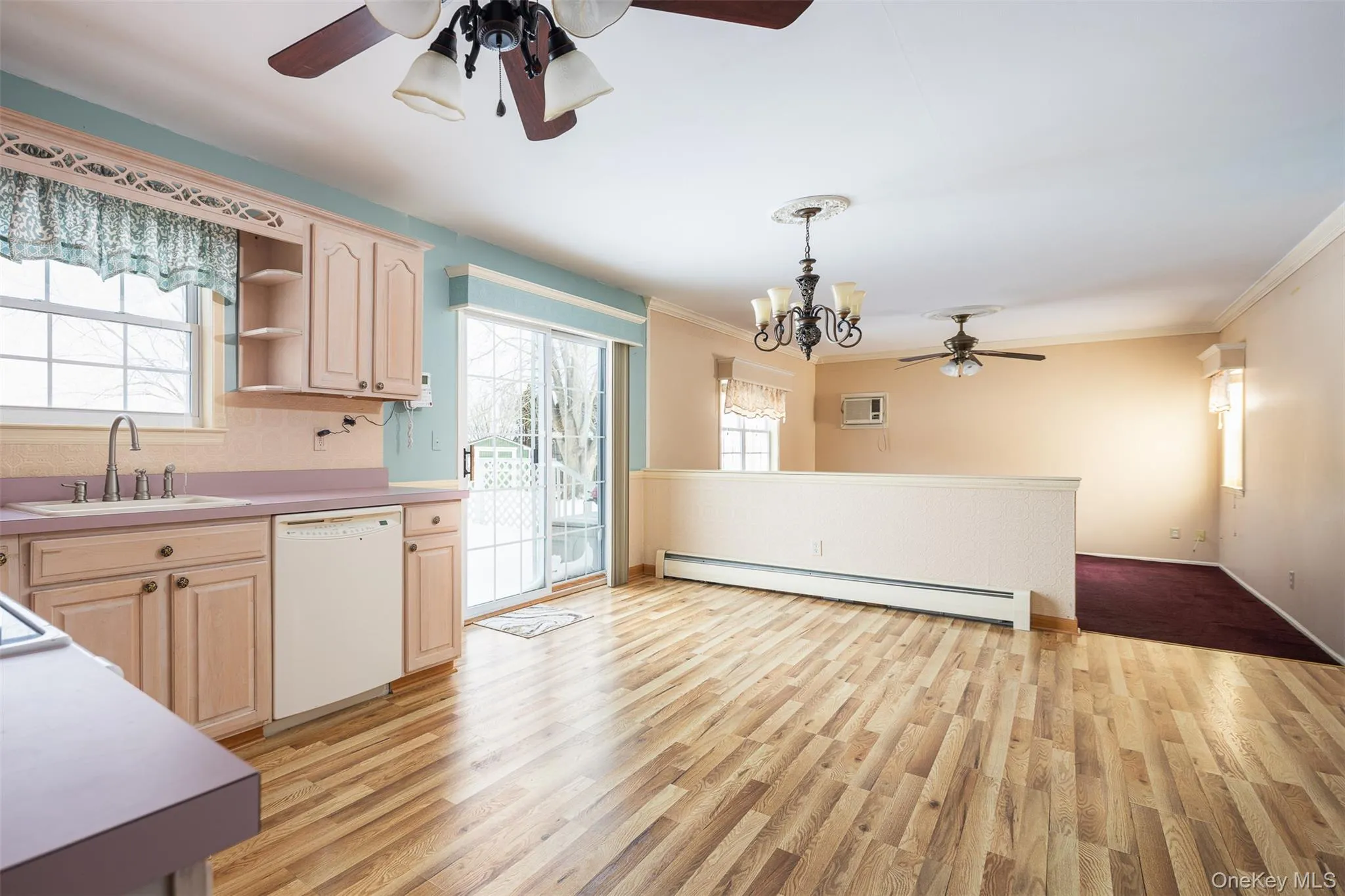 125 Northgate Circle, Riverhead, NY, 4 Bedrooms Bedrooms, 8 Rooms Rooms,2 BathroomsBathrooms,Residential,For Rent,Northgate,0,1009113 125 Northgate Circle, Riverhead, NY, 4 Bedrooms Bedrooms, 8 Rooms Rooms,2 BathroomsBathrooms,Residential,For Rent,Northgate,0,1009113
