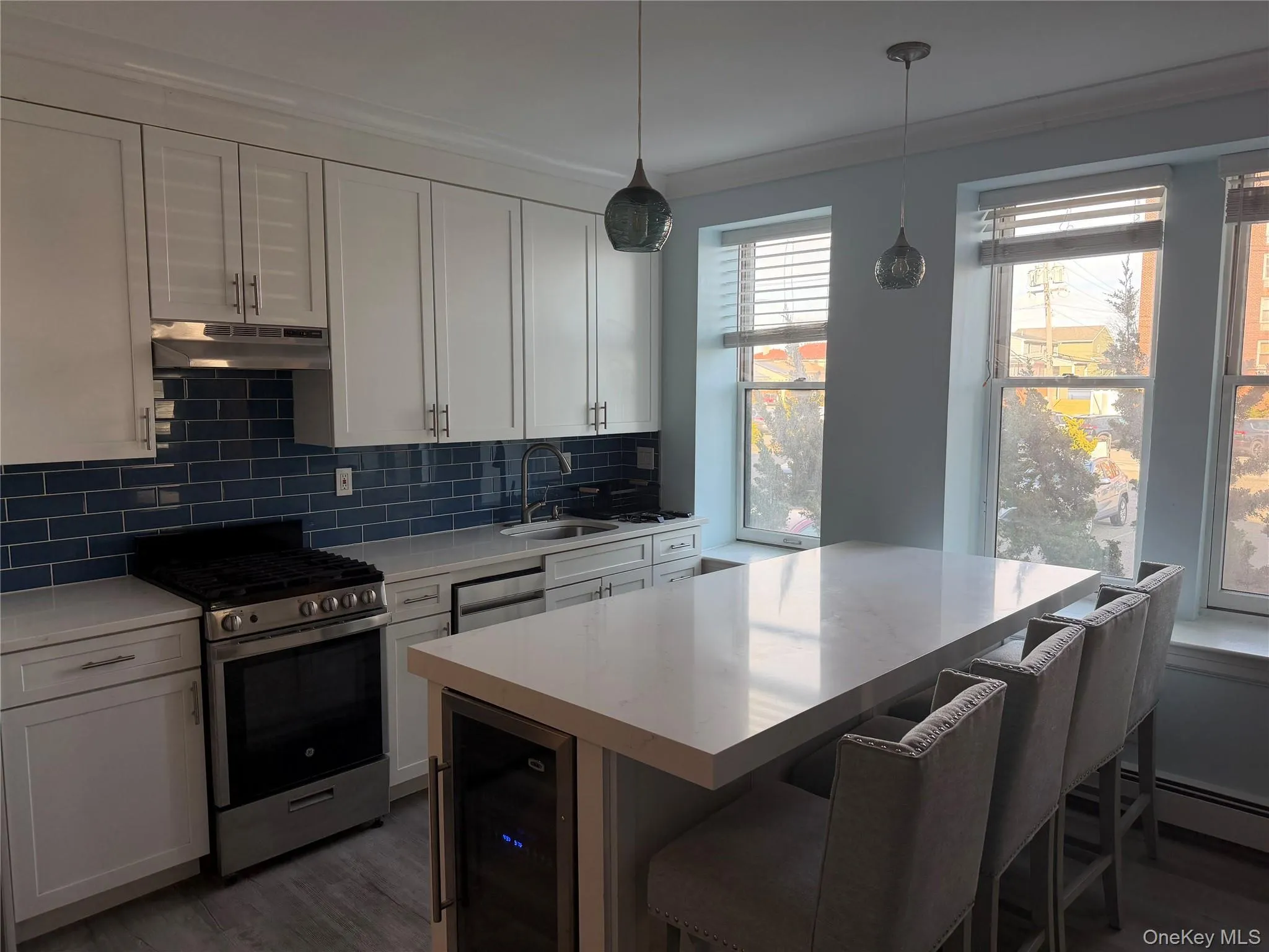 25 Broadway, Long Beach, NY, 1 Bedroom Bedrooms, 3 Rooms Rooms,1 BathroomBathrooms,Residential Lease,For Rent,Broadway,0,1009116 25 Broadway, Long Beach, NY, 1 Bedroom Bedrooms, 3 Rooms Rooms,1 BathroomBathrooms,Residential Lease,For Rent,Broadway,0,1009116