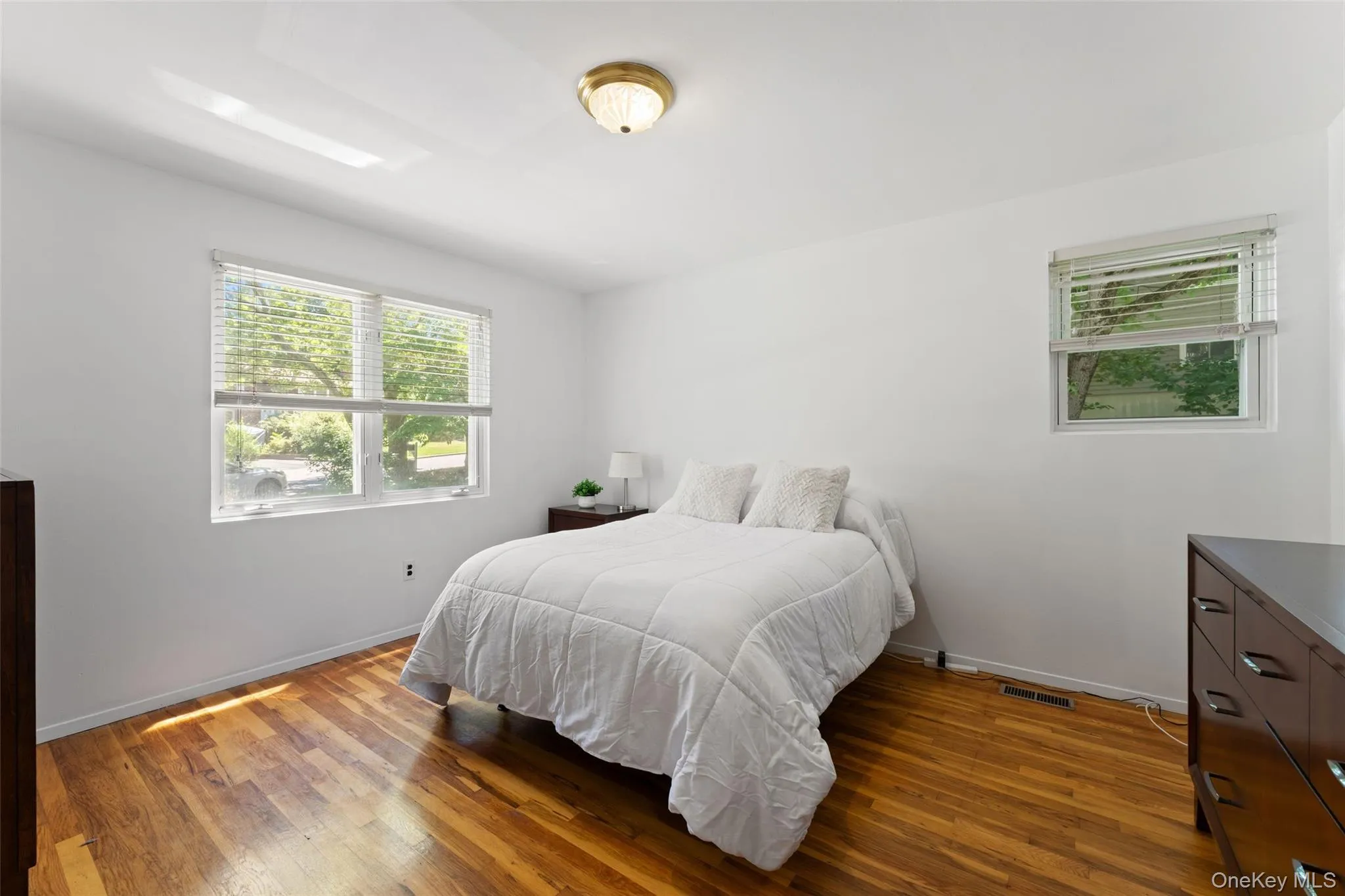 7 Hastings Close, Greenburgh, NY, 3 Bedrooms Bedrooms, 6 Rooms Rooms,2 BathroomsBathrooms,Residential,For Rent,Hastings,0,1009117 7 Hastings Close, Greenburgh, NY, 3 Bedrooms Bedrooms, 6 Rooms Rooms,2 BathroomsBathrooms,Residential,For Rent,Hastings,0,1009117