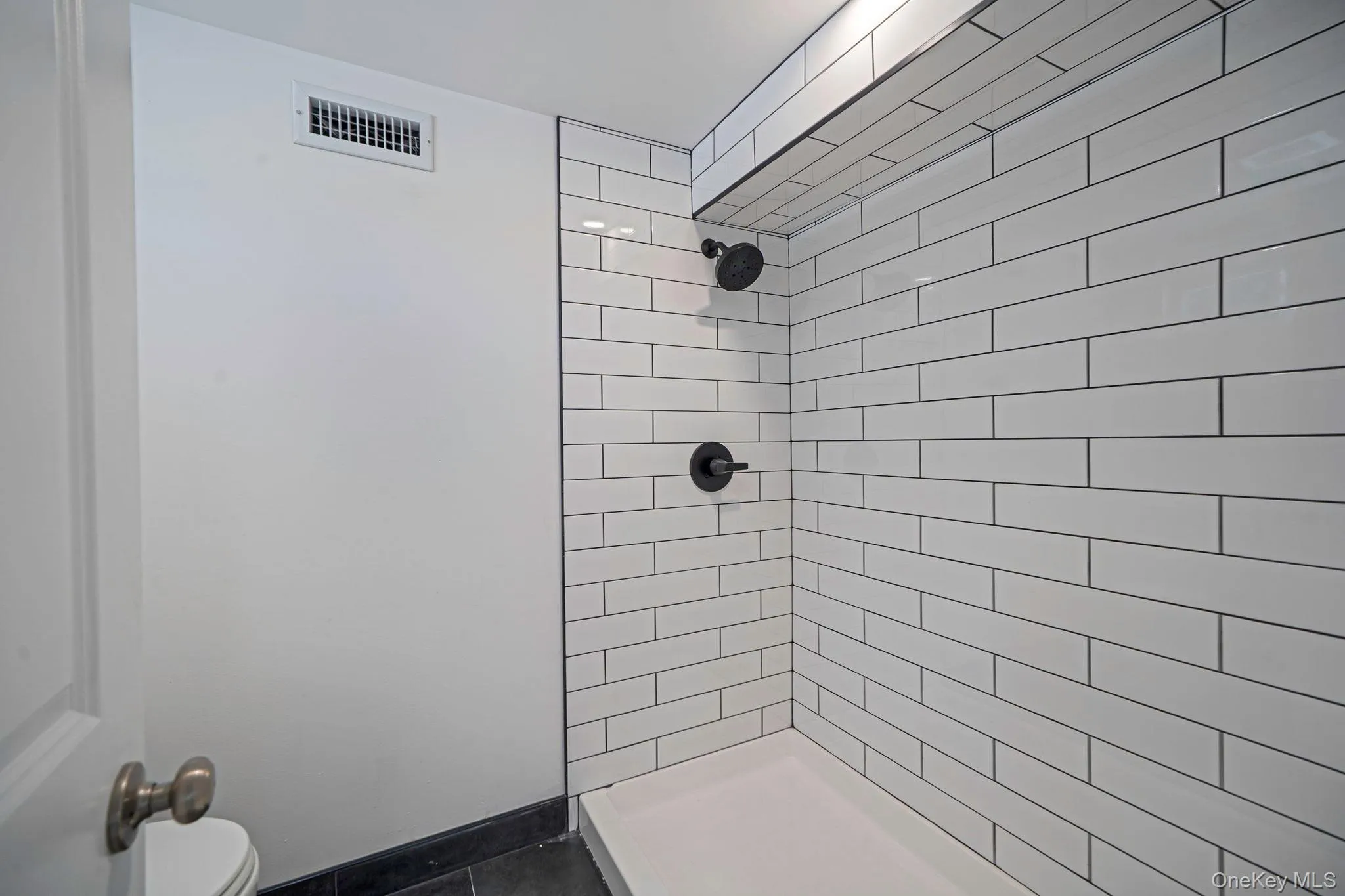 14 Reizen Avenue, Brookhaven, NY, 3 Bedrooms Bedrooms, 6 Rooms Rooms,2 BathroomsBathrooms,Residential,For Rent,Reizen,0,1009118 14 Reizen Avenue, Brookhaven, NY, 3 Bedrooms Bedrooms, 6 Rooms Rooms,2 BathroomsBathrooms,Residential,For Rent,Reizen,0,1009118