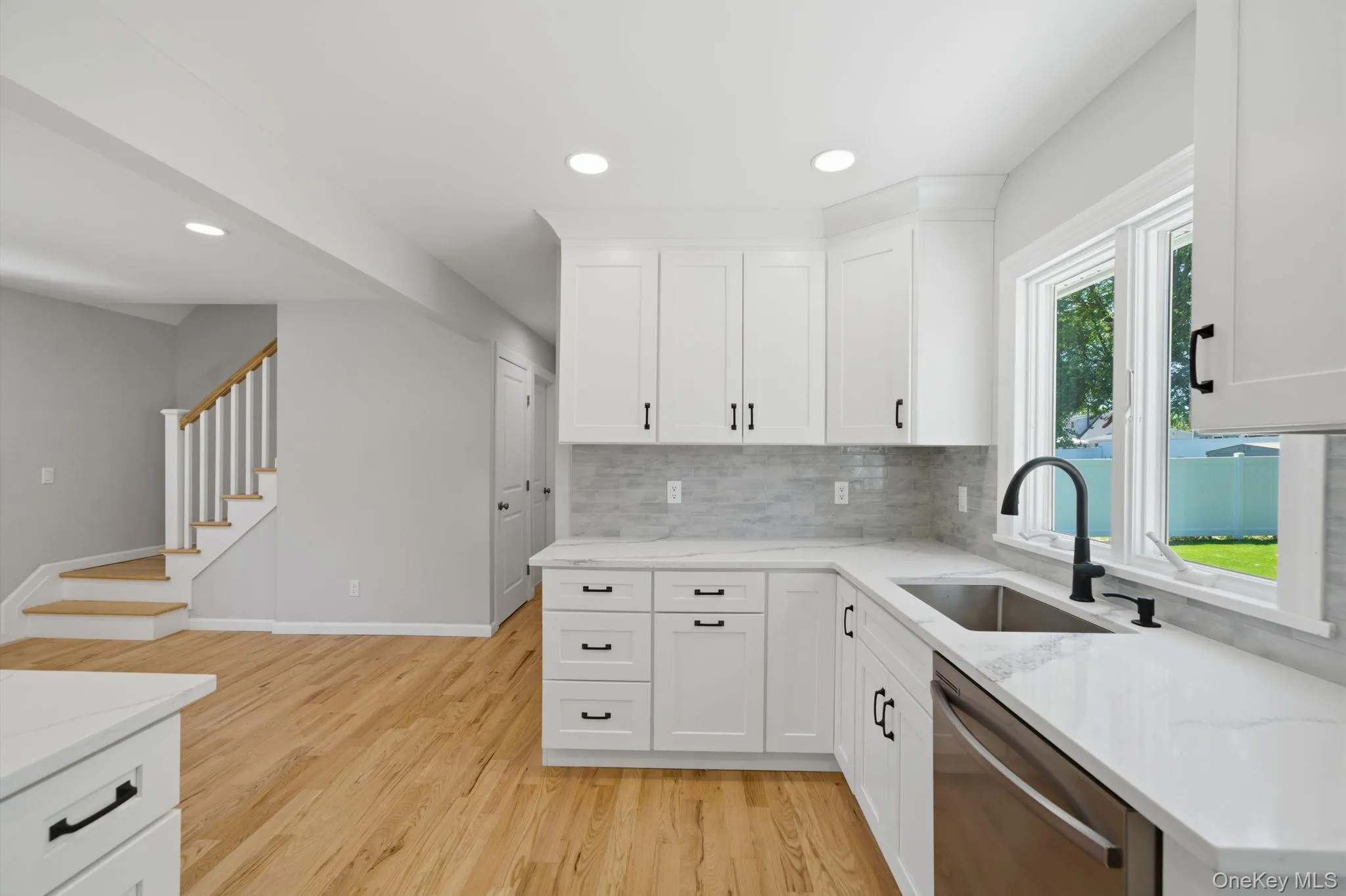 14 Reizen Avenue, Brookhaven, NY, 3 Bedrooms Bedrooms, 6 Rooms Rooms,2 BathroomsBathrooms,Residential,For Rent,Reizen,0,1009118 14 Reizen Avenue, Brookhaven, NY, 3 Bedrooms Bedrooms, 6 Rooms Rooms,2 BathroomsBathrooms,Residential,For Rent,Reizen,0,1009118
