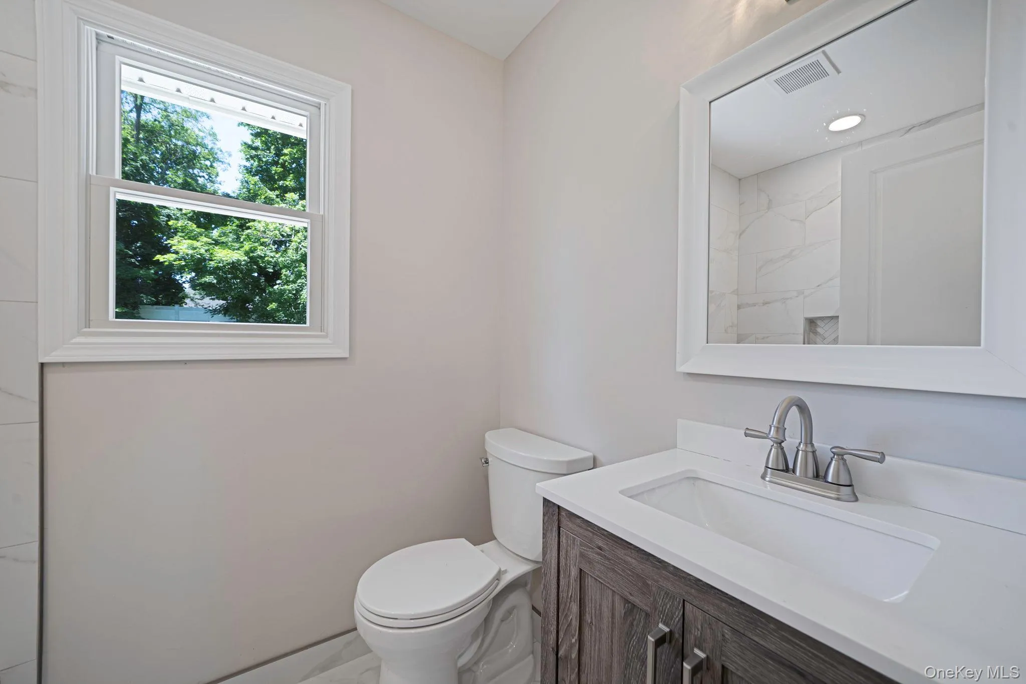 14 Reizen Avenue, Brookhaven, NY, 3 Bedrooms Bedrooms, 6 Rooms Rooms,2 BathroomsBathrooms,Residential,For Rent,Reizen,0,1009118 14 Reizen Avenue, Brookhaven, NY, 3 Bedrooms Bedrooms, 6 Rooms Rooms,2 BathroomsBathrooms,Residential,For Rent,Reizen,0,1009118